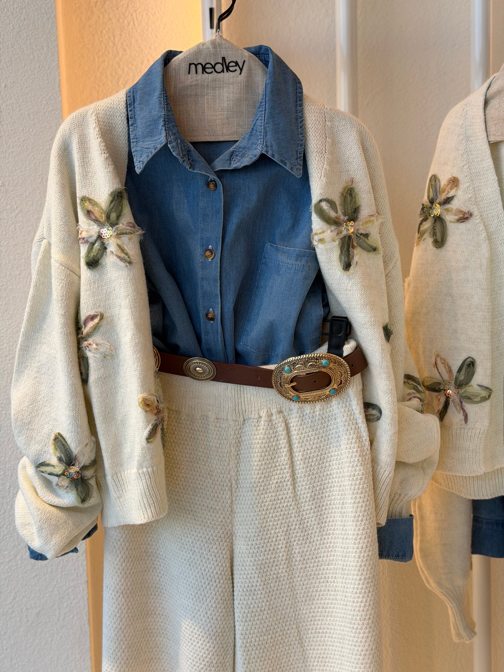Floral Cardigan ( off white )