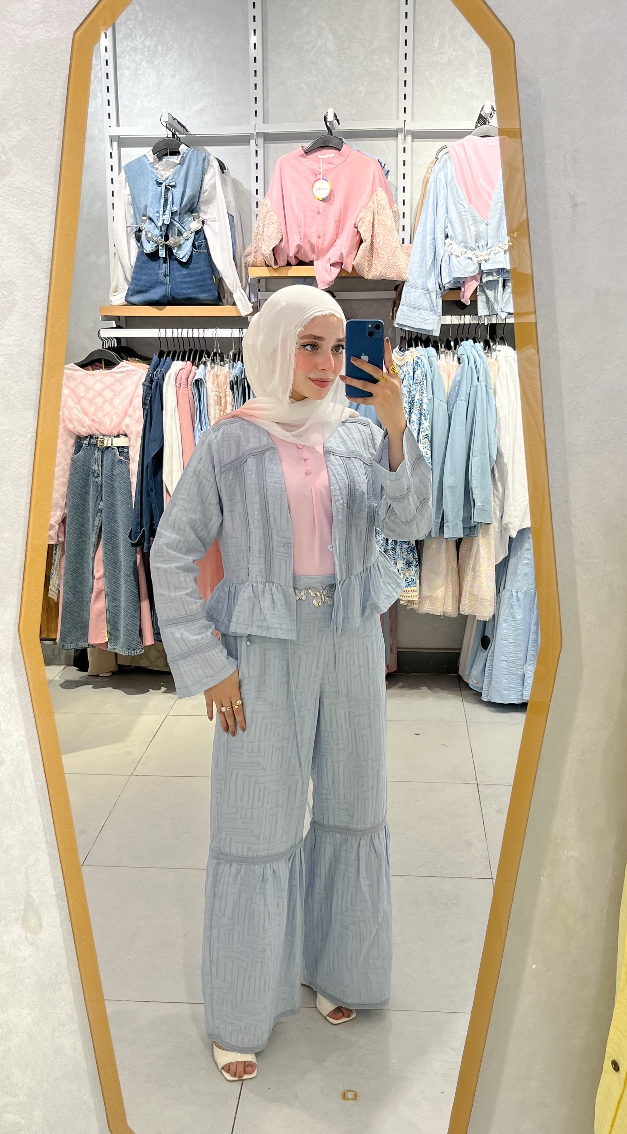 Wide leg pants
