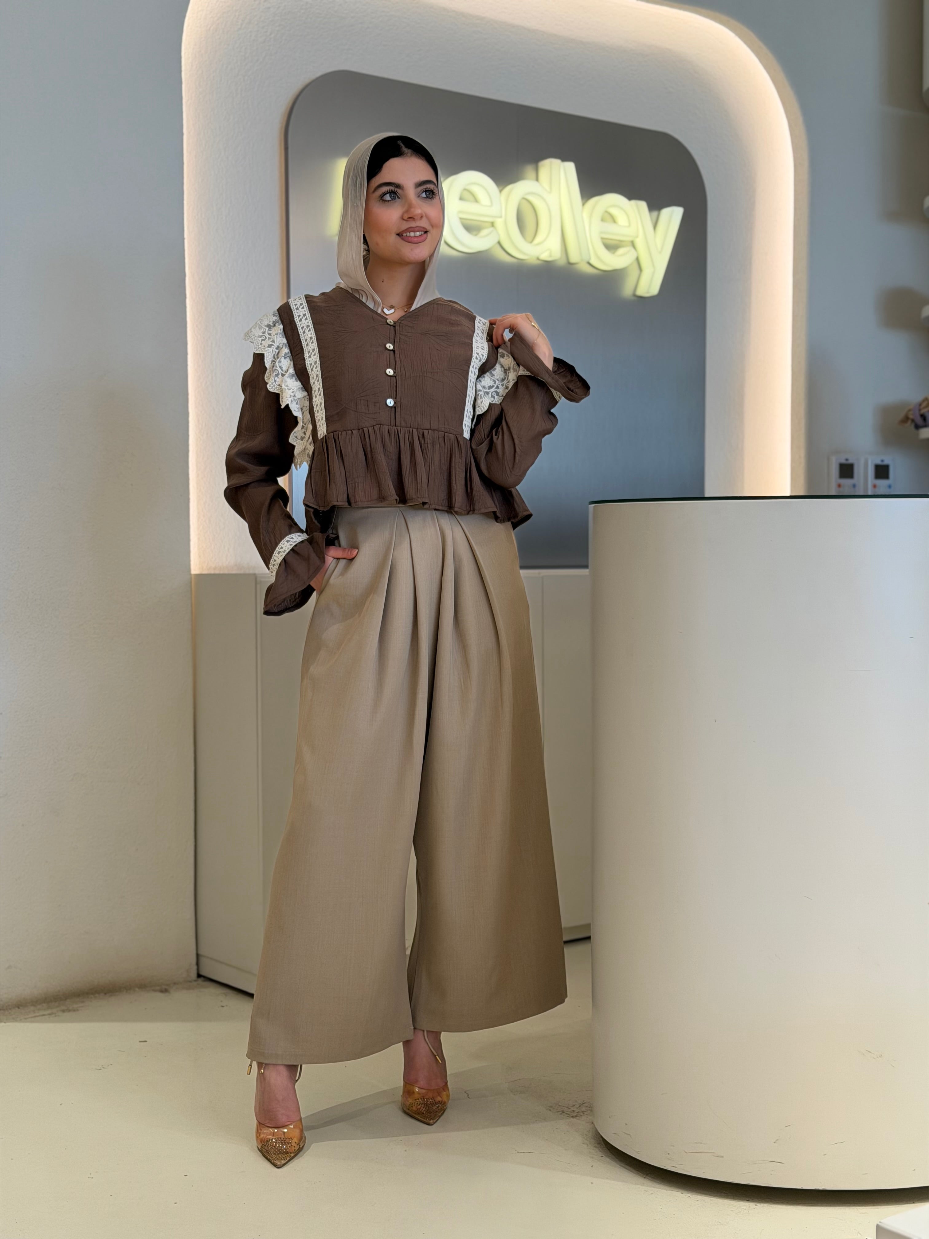 Iconic Classic Wide-Leg Pants