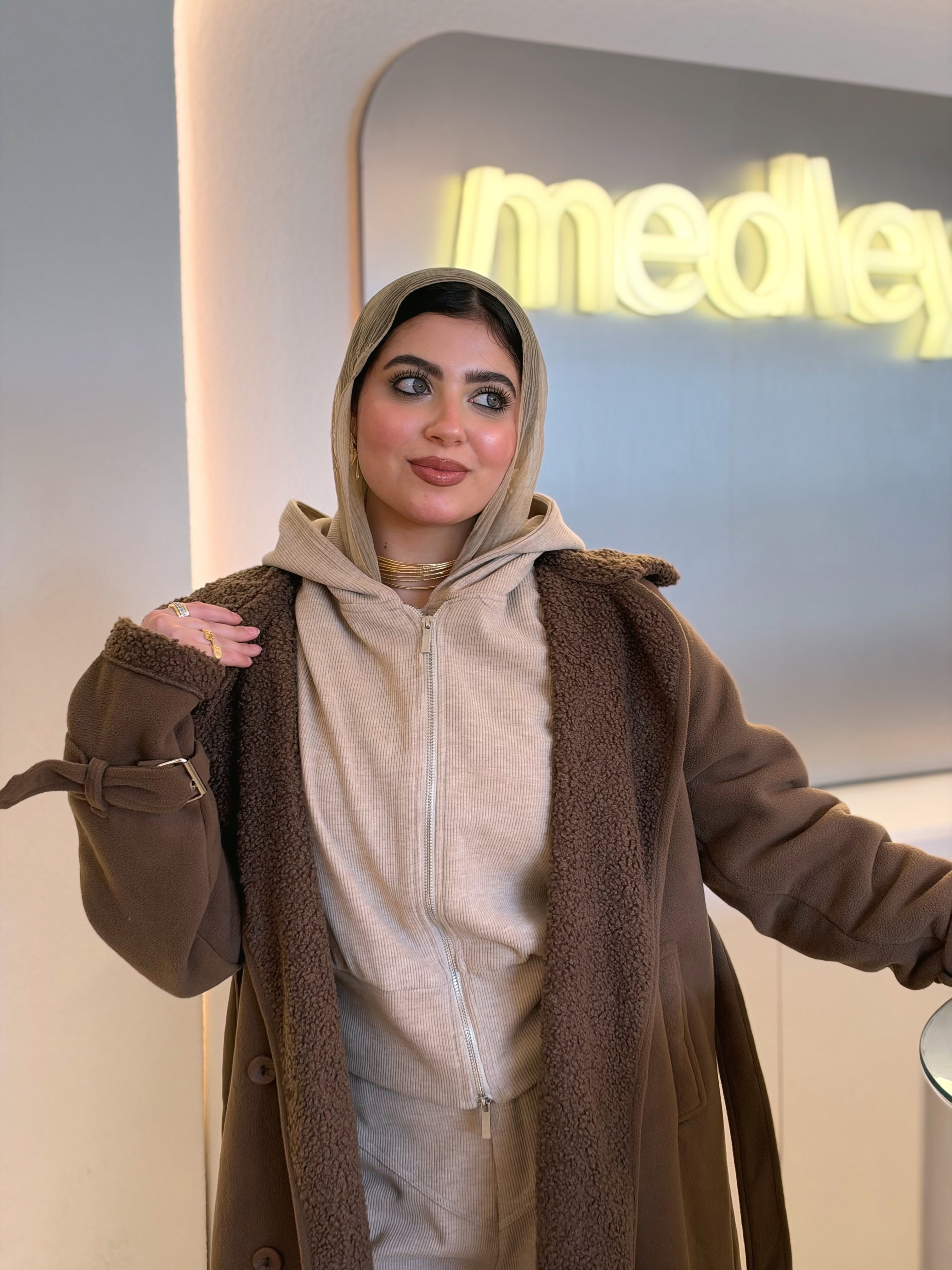 Teddy Long Coat in cinnamon brown by Medley Fashion, photo 4