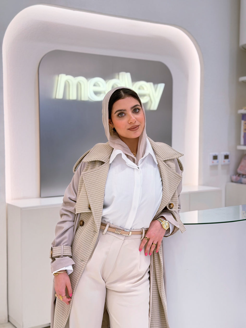 Dual-Tone Trench — Ivory Éclat