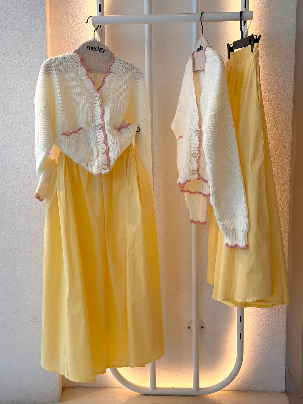 Hearts knit cardigan ( off white * pink )