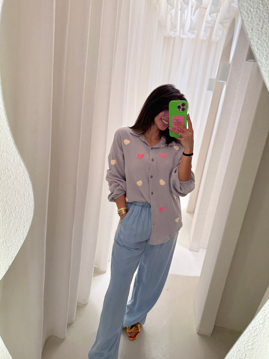 Heart embiodery blouse