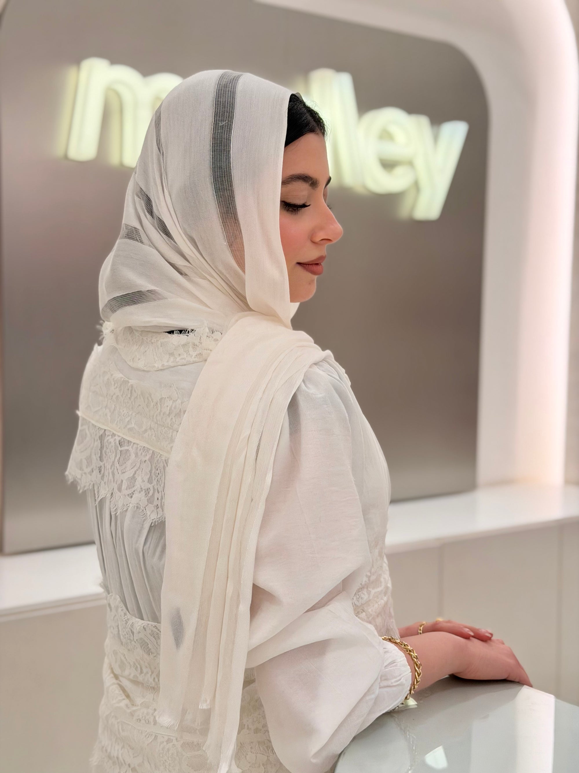 Dantel End Blouse (Pearl White)