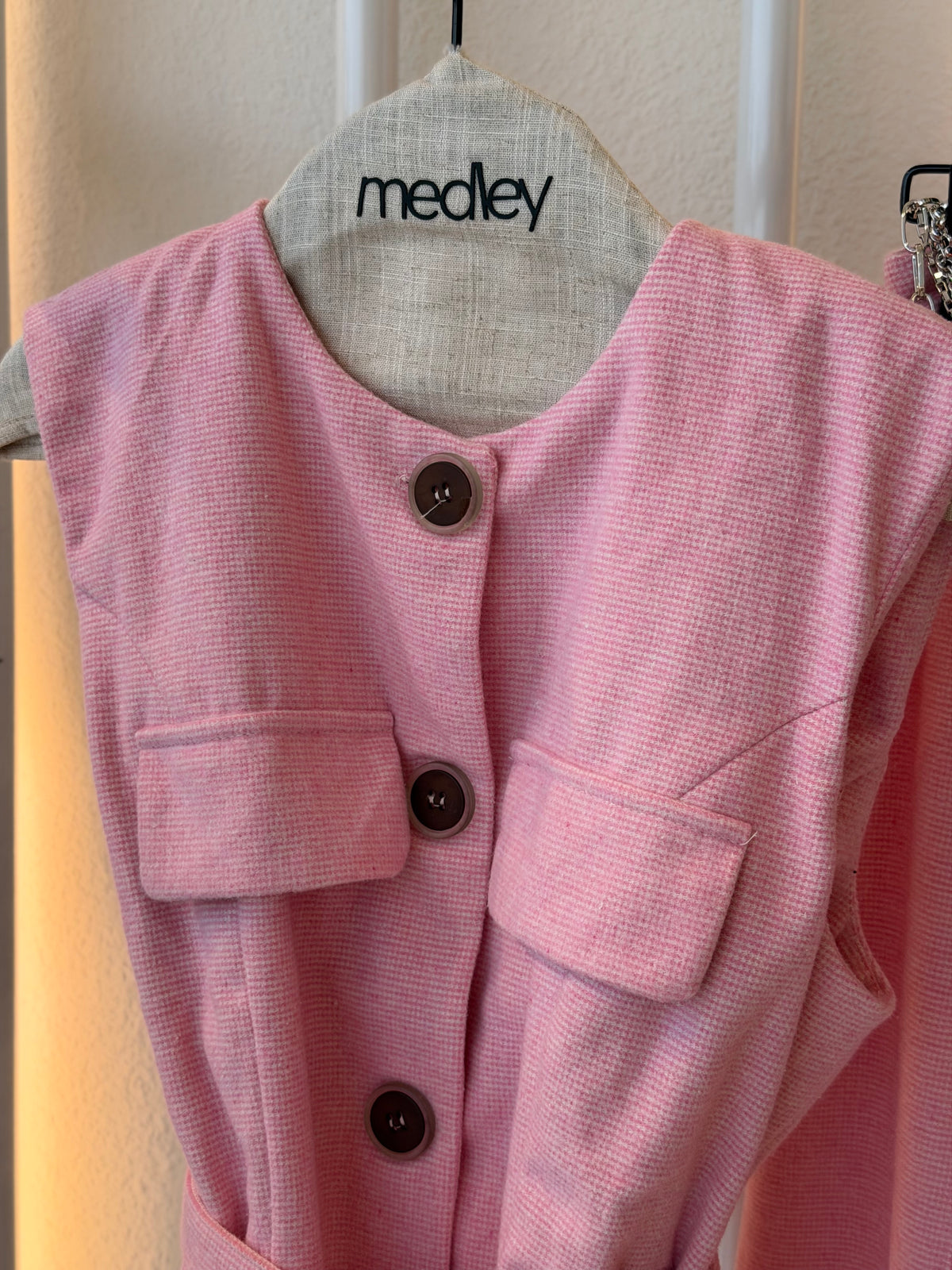Luna Sleeveless Vest (Pink)