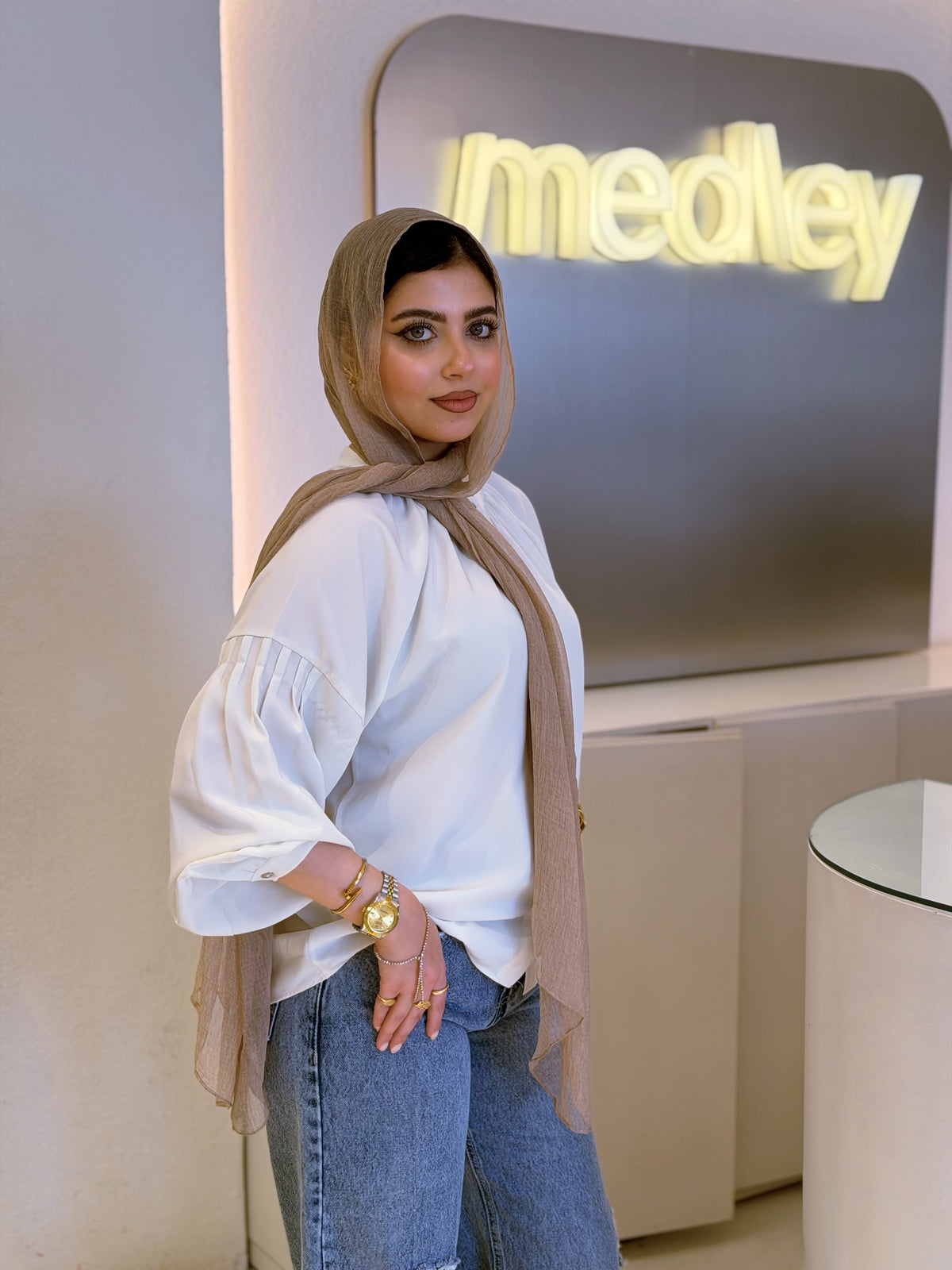 Creamy Volume Sleeve Shirt