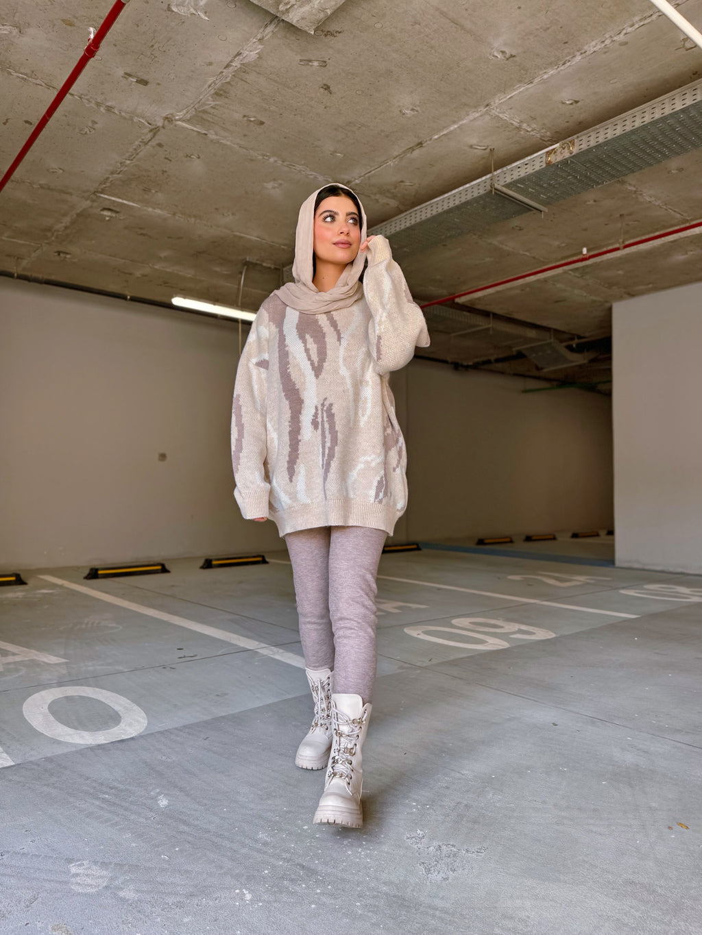 Marble Pullover ( mocha shades )