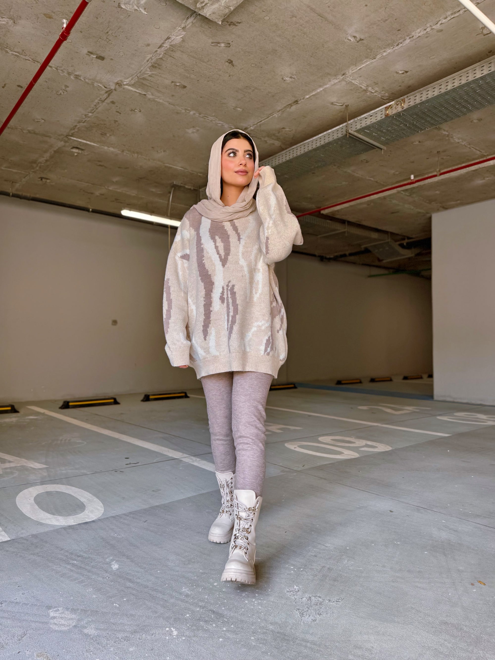 Marble Pullover ( mocha shades )