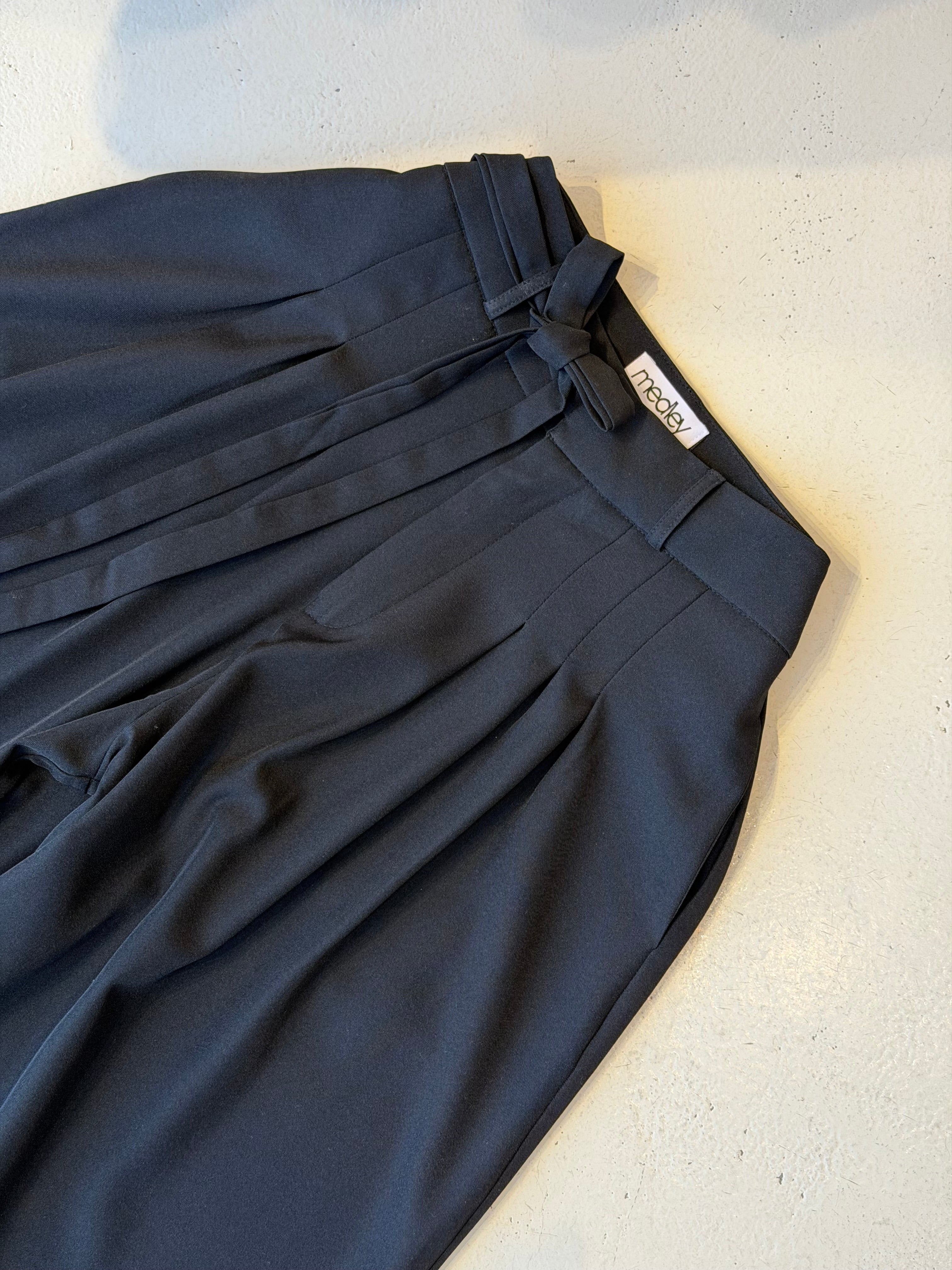Wide-leg Trousers (Dark Tones)