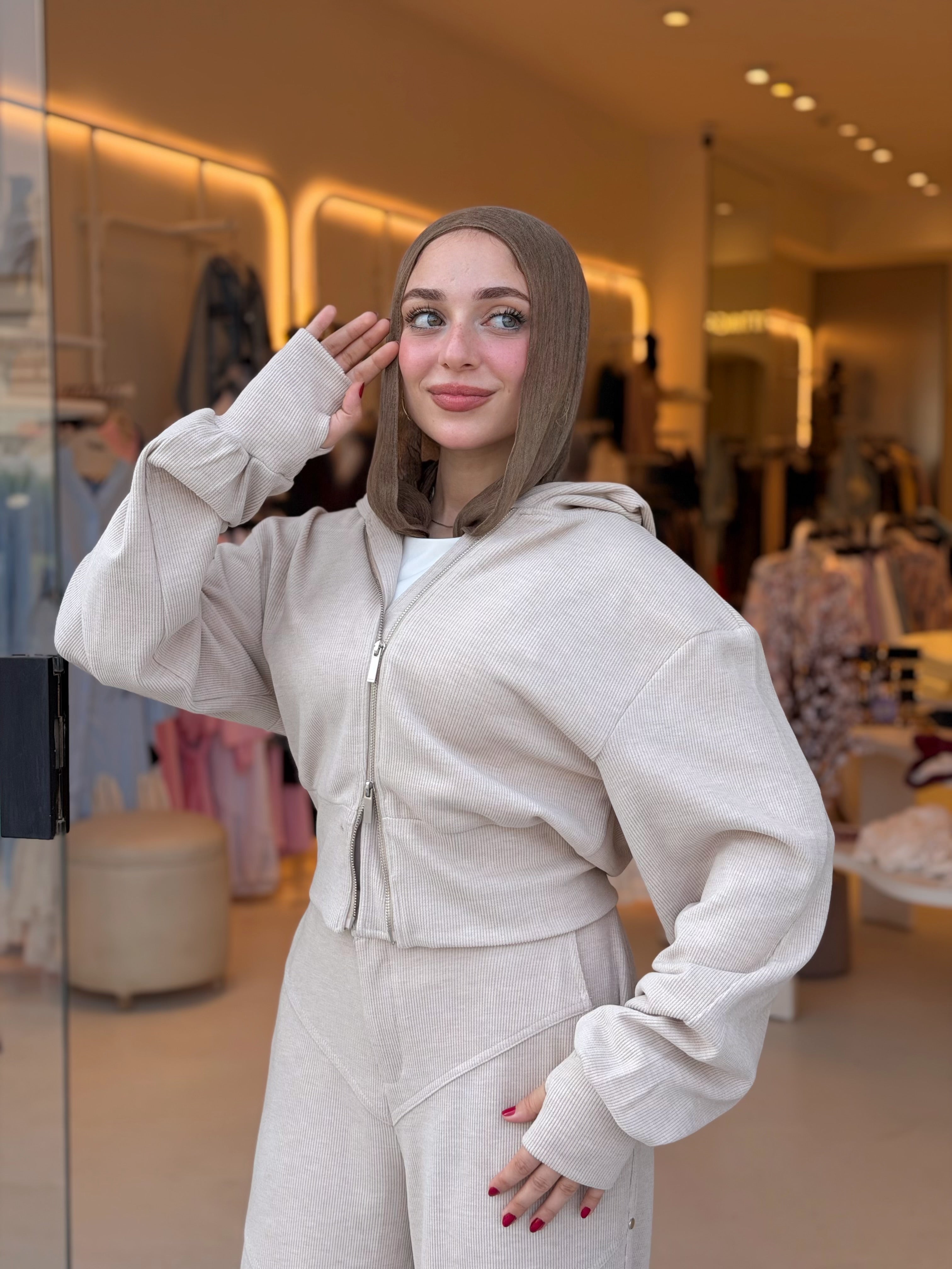 Cropped Hood Jacket ( Light beige )