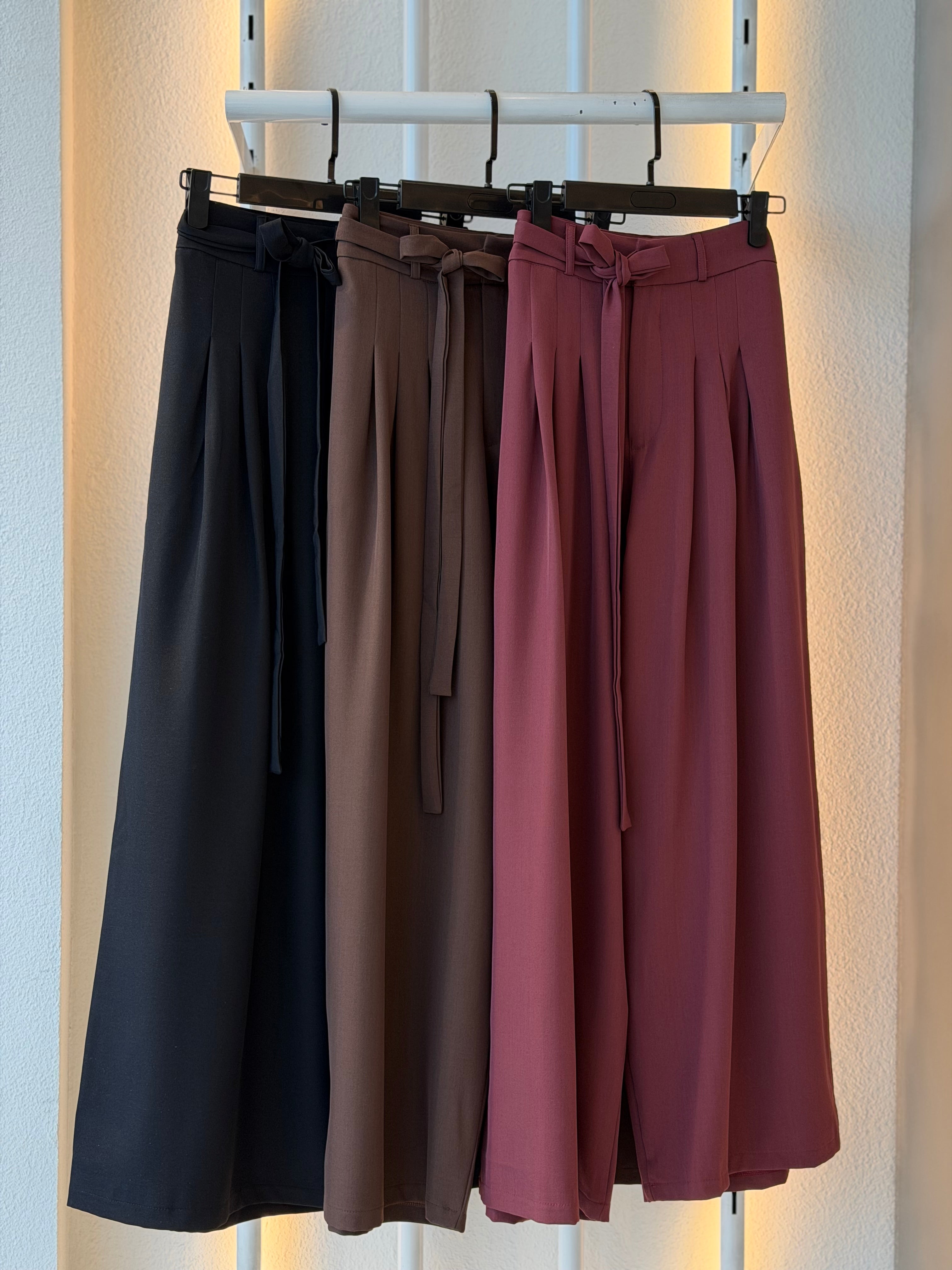 Wide-leg Trousers (Dark Tones)