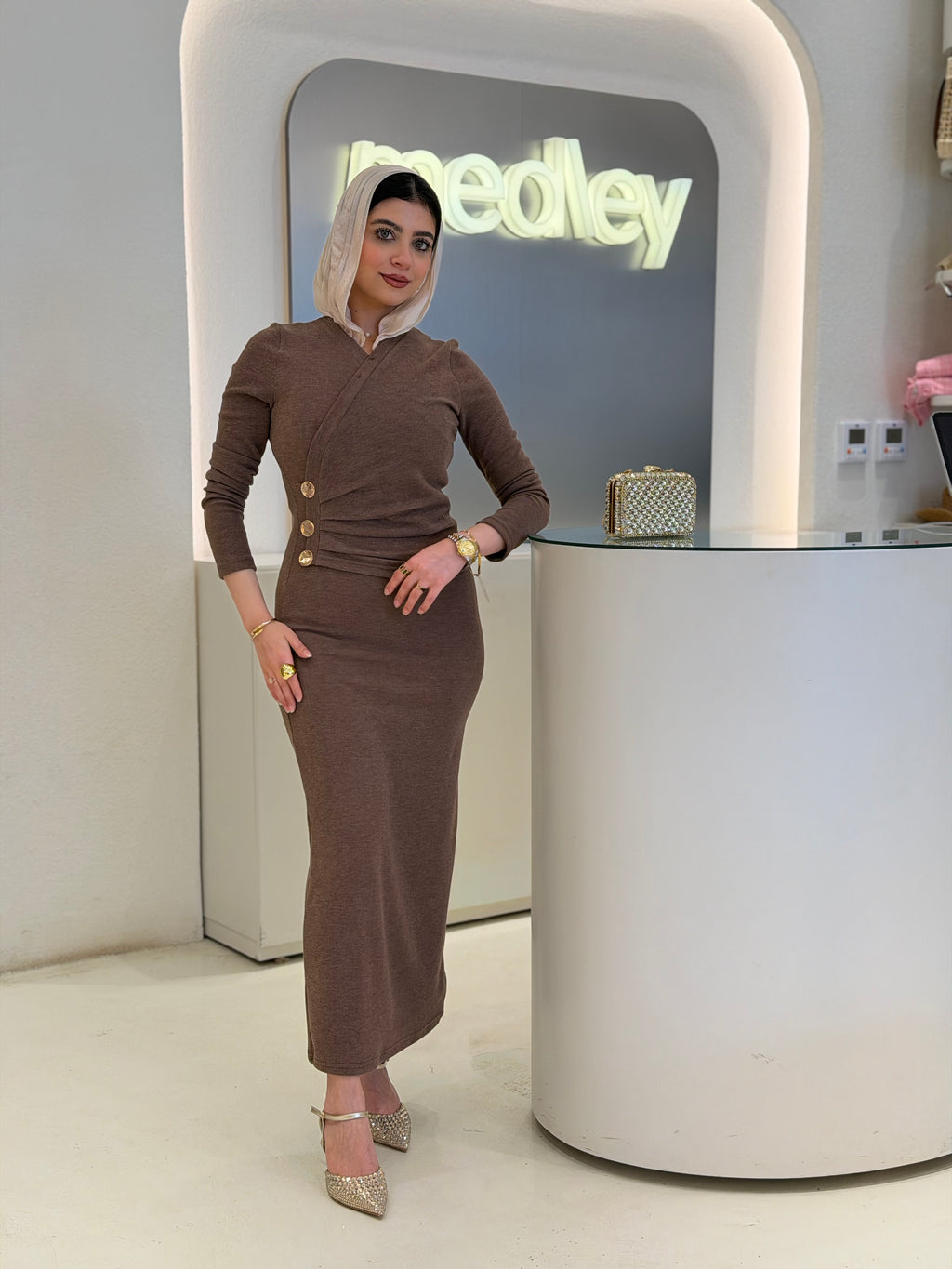Golden buttons slim fit dress ( brown)