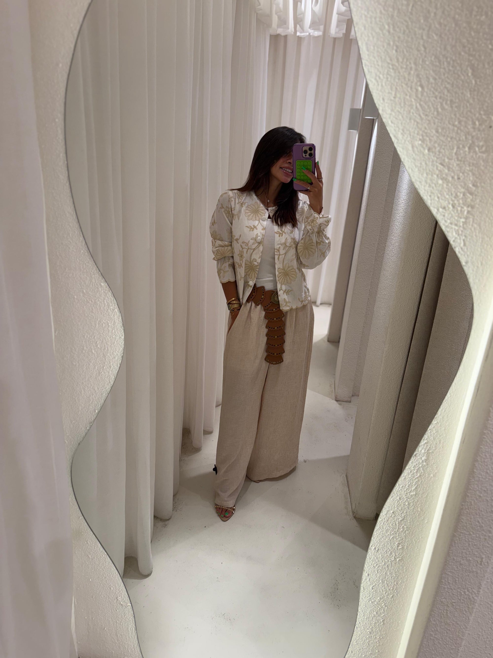Embiodery cotton blouse