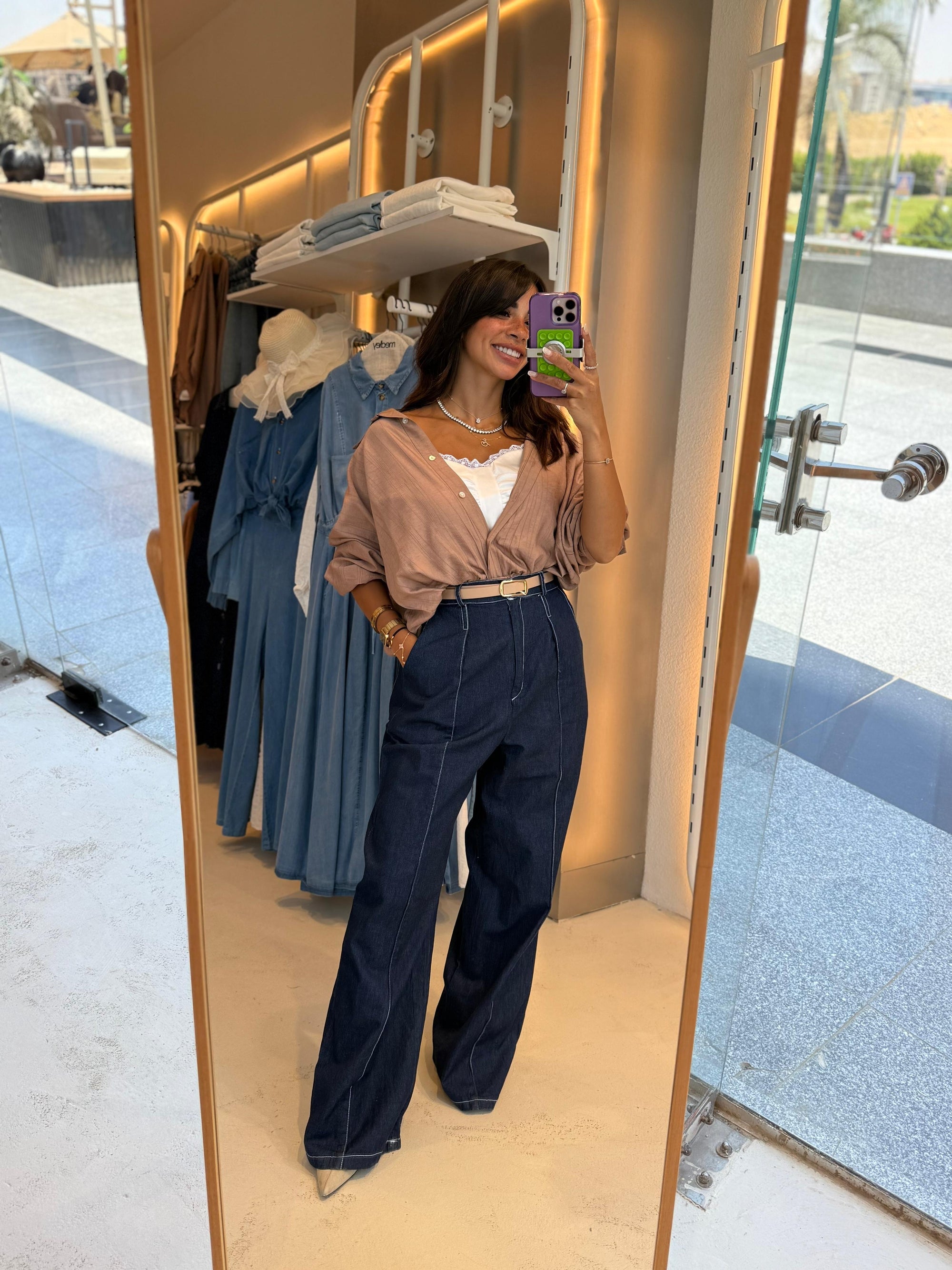 Blouse with white satin basic
