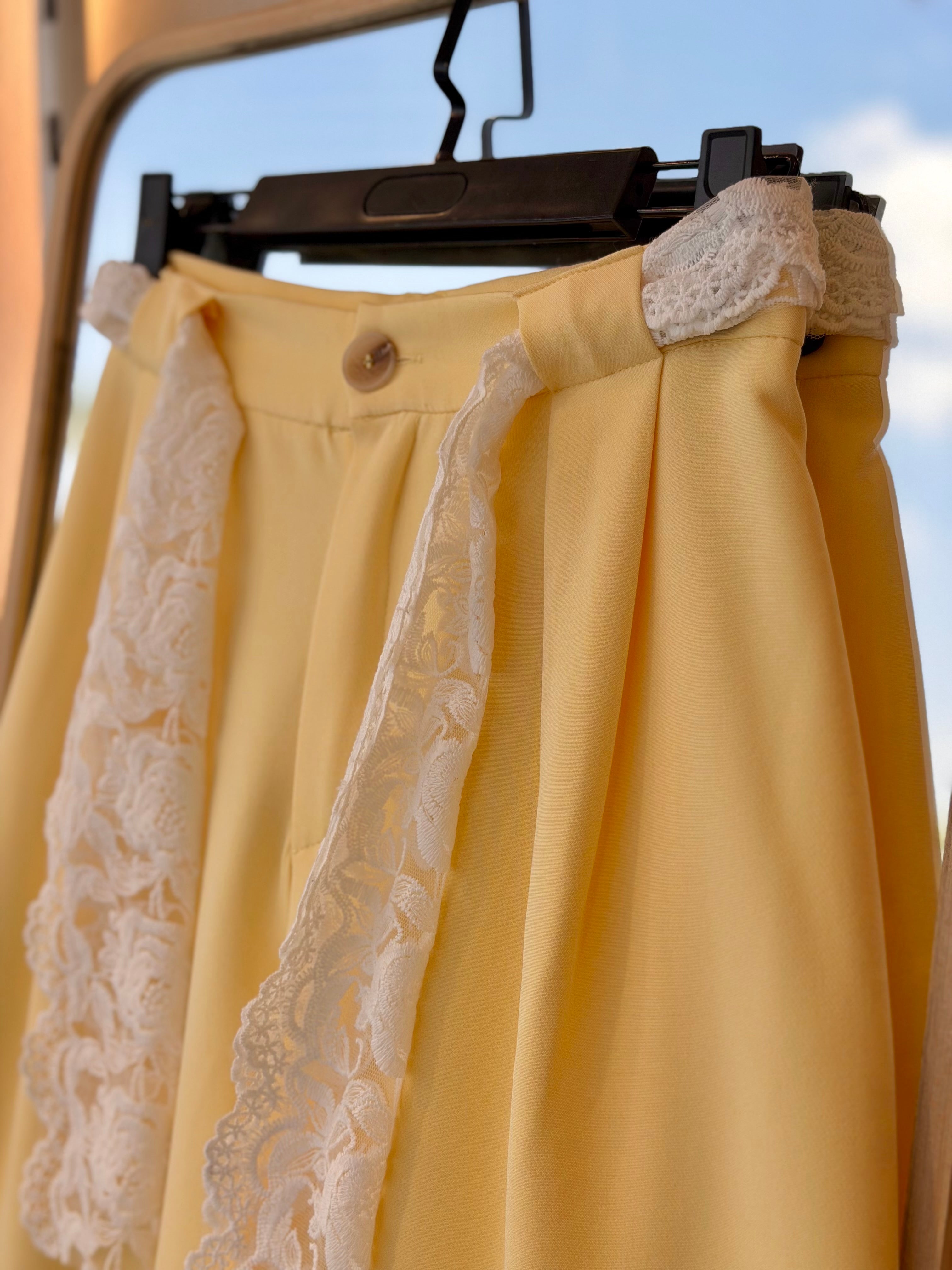 Elegant Pant With Lace Touch