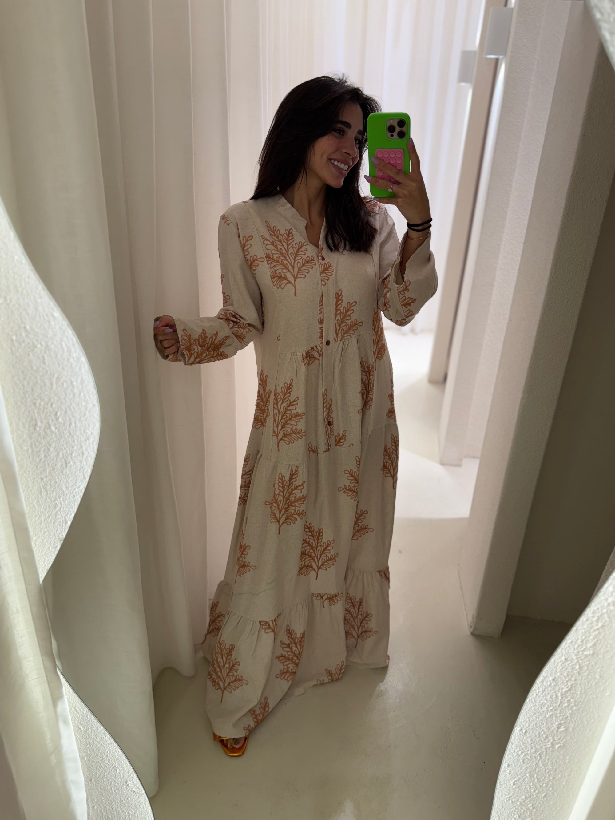 Embiodery dress