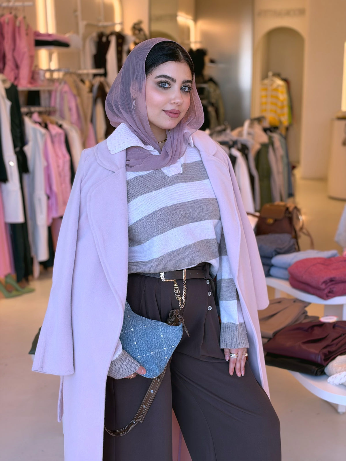 Elegant Wool Long Coat in blush pink by Medley Fashion, photo 2