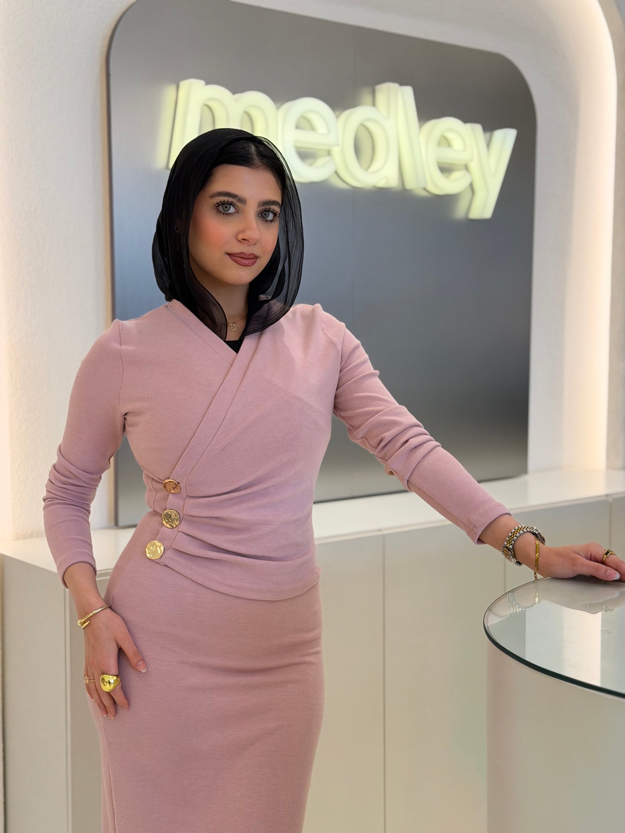 Golden buttons slim fit dress ( rose )