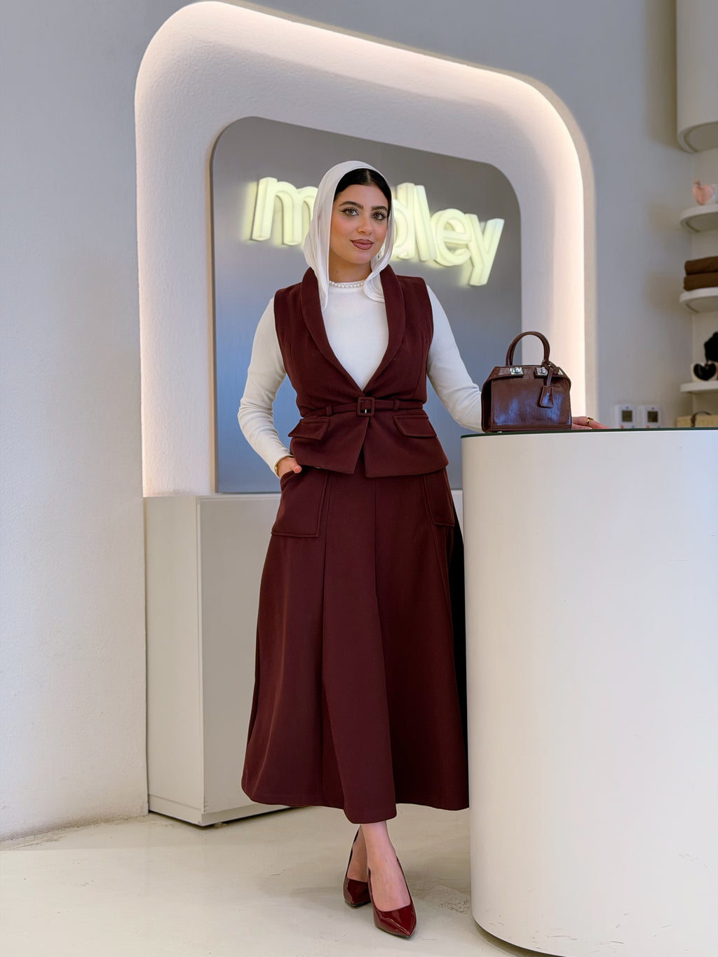 Full Wool Skirt Set With Belt