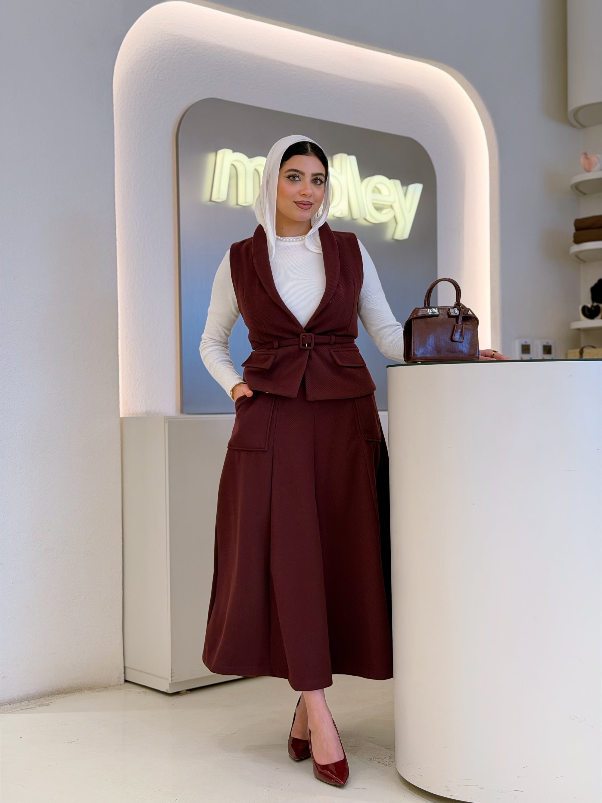 Full Wool Skirt Set With Belt