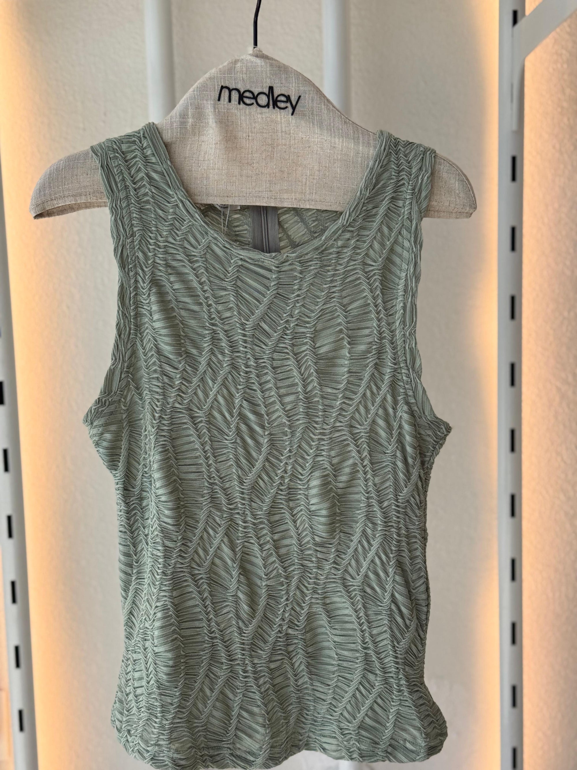 Basic top
