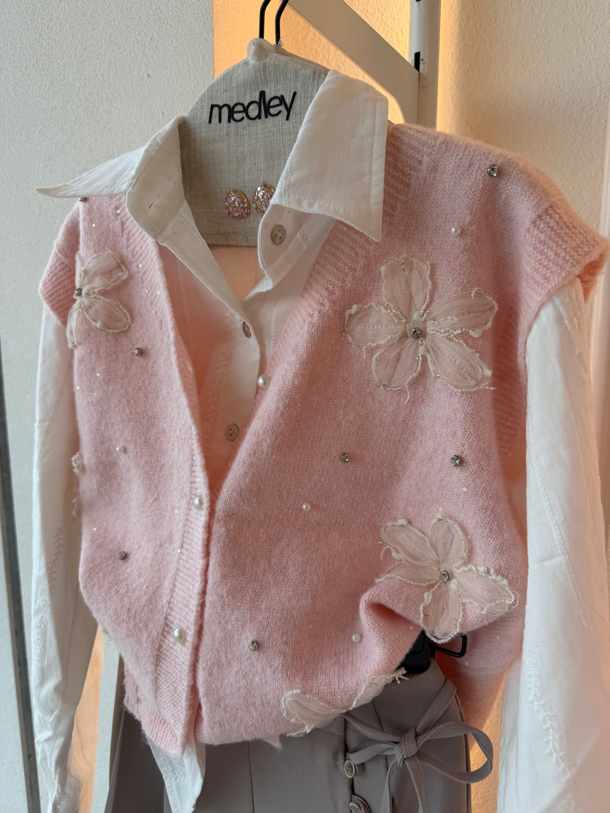 3D Bloom Mohair Vest ( Strawberry Shake )