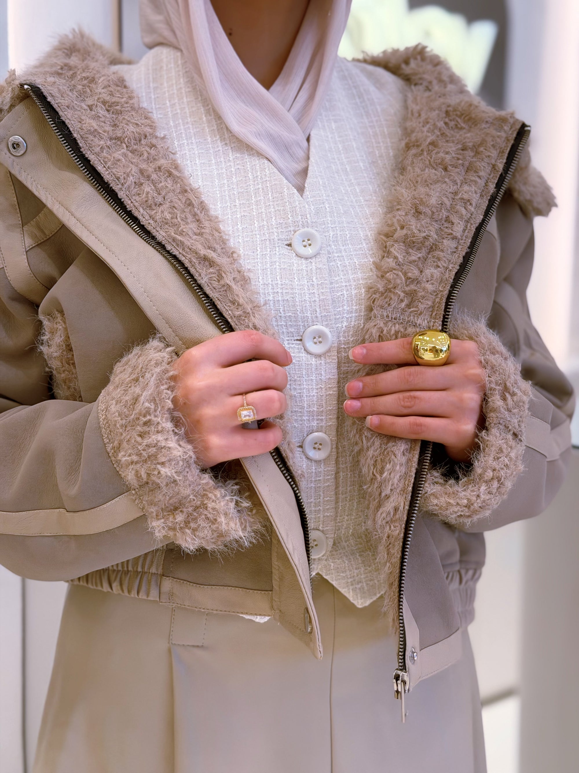 Full fur jacket ( cream beige )