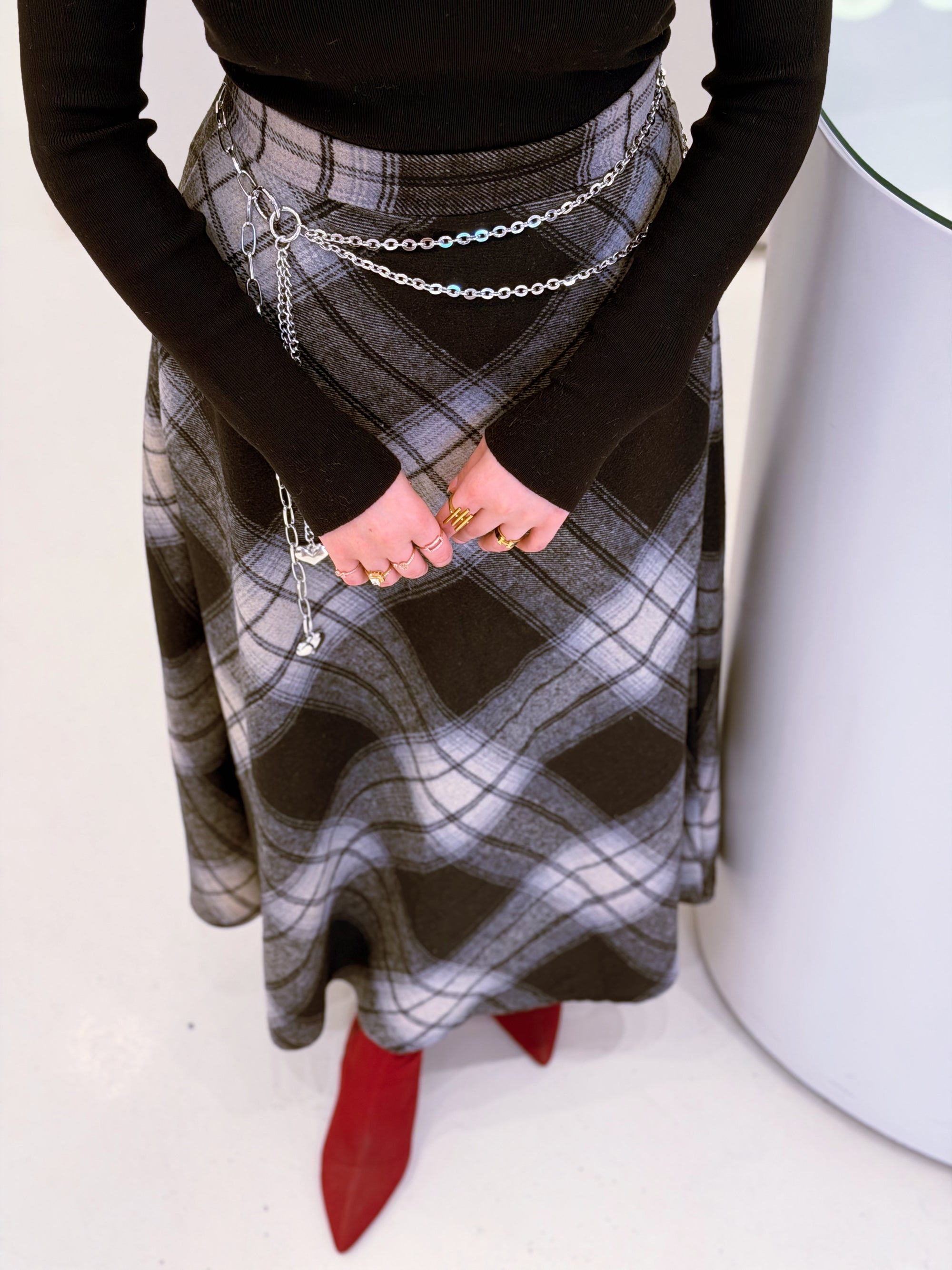 Simple knit top ( black )