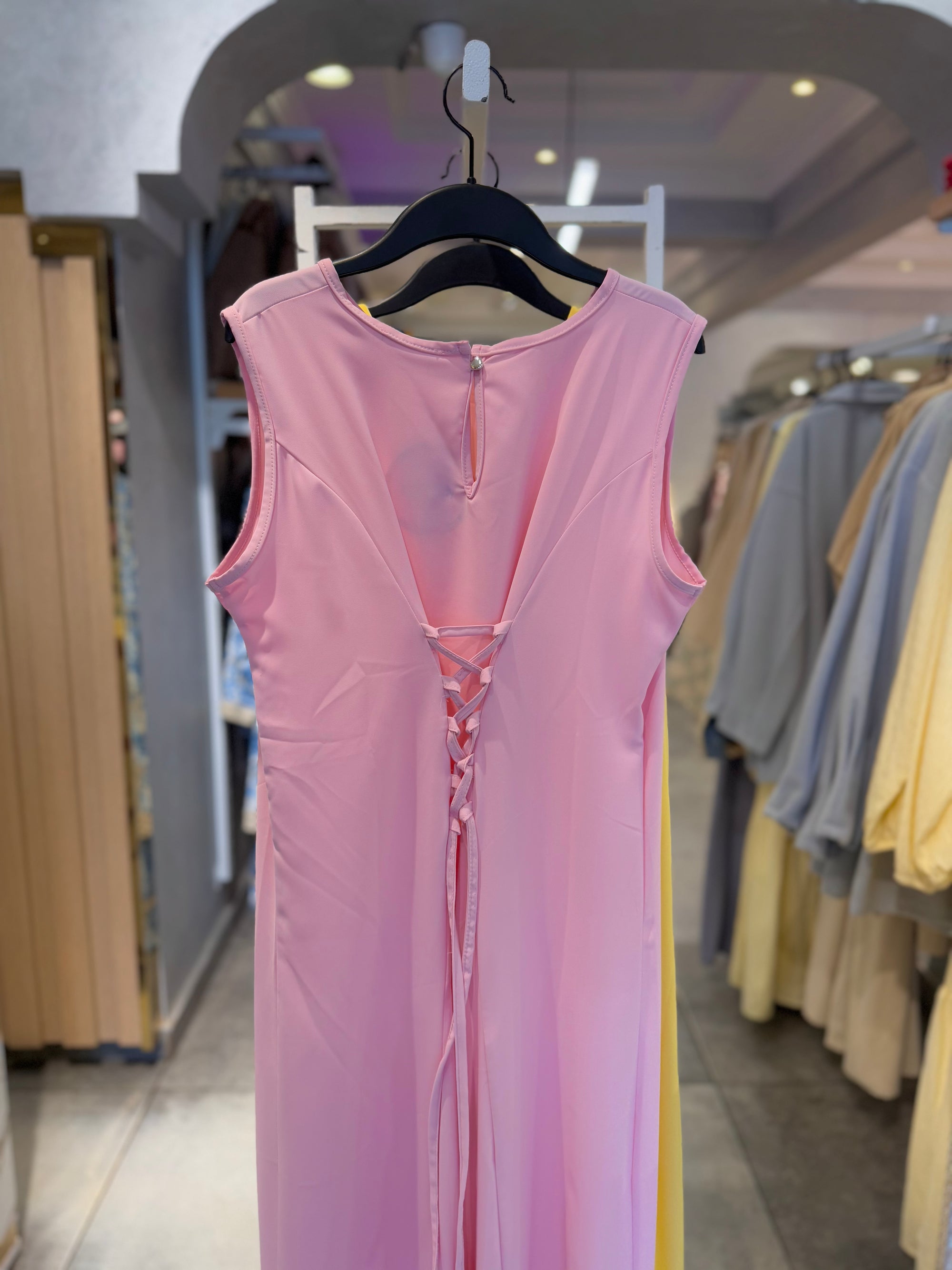 Basic sleeveless dress