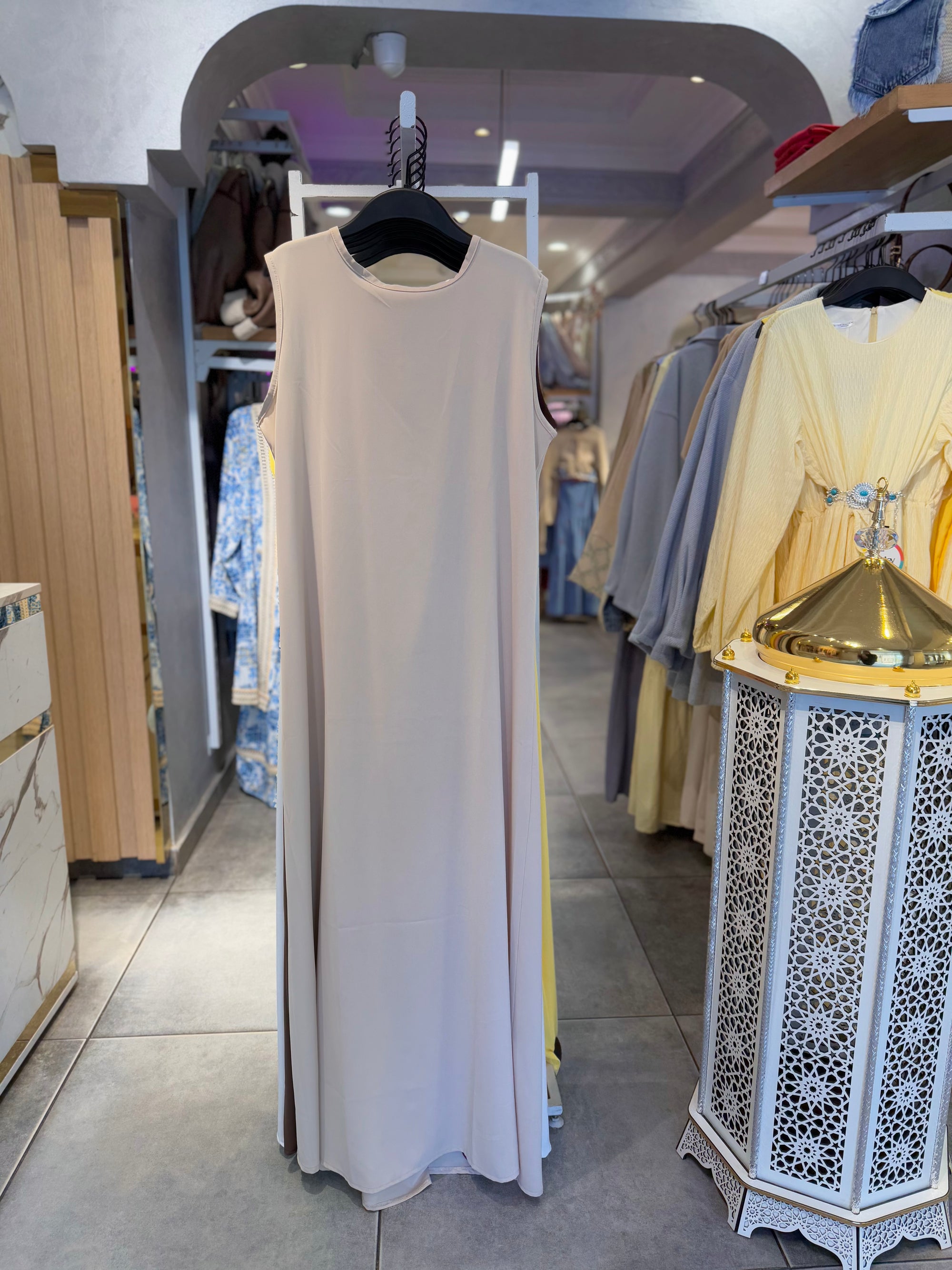 Basic sleeveless dress