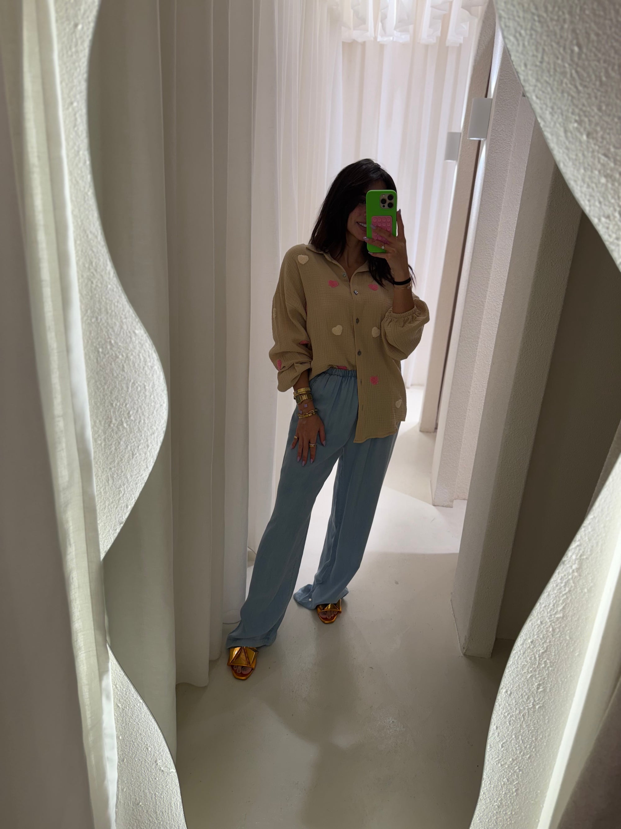 Heart embiodery blouse