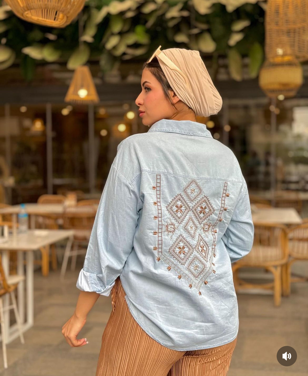 Embroidery denim shirt