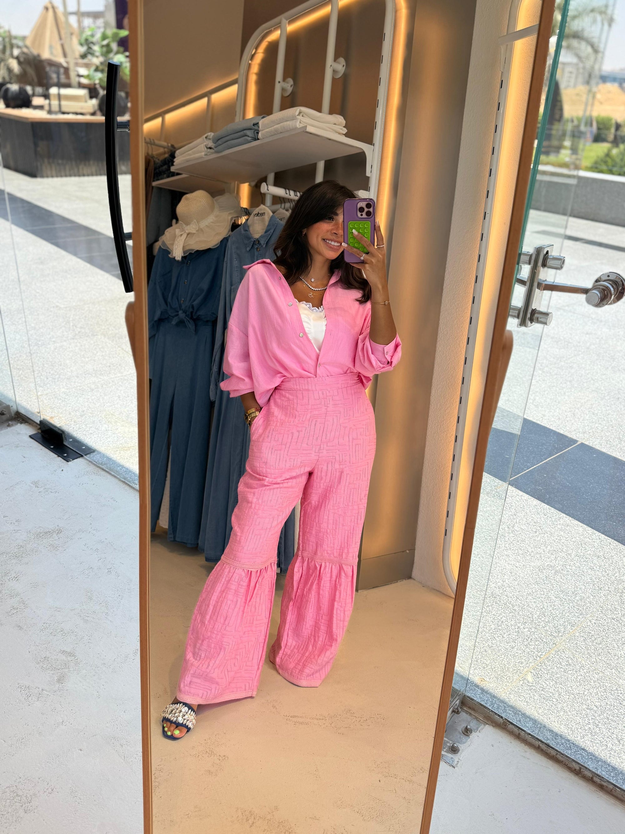 Blouse with white satin basic