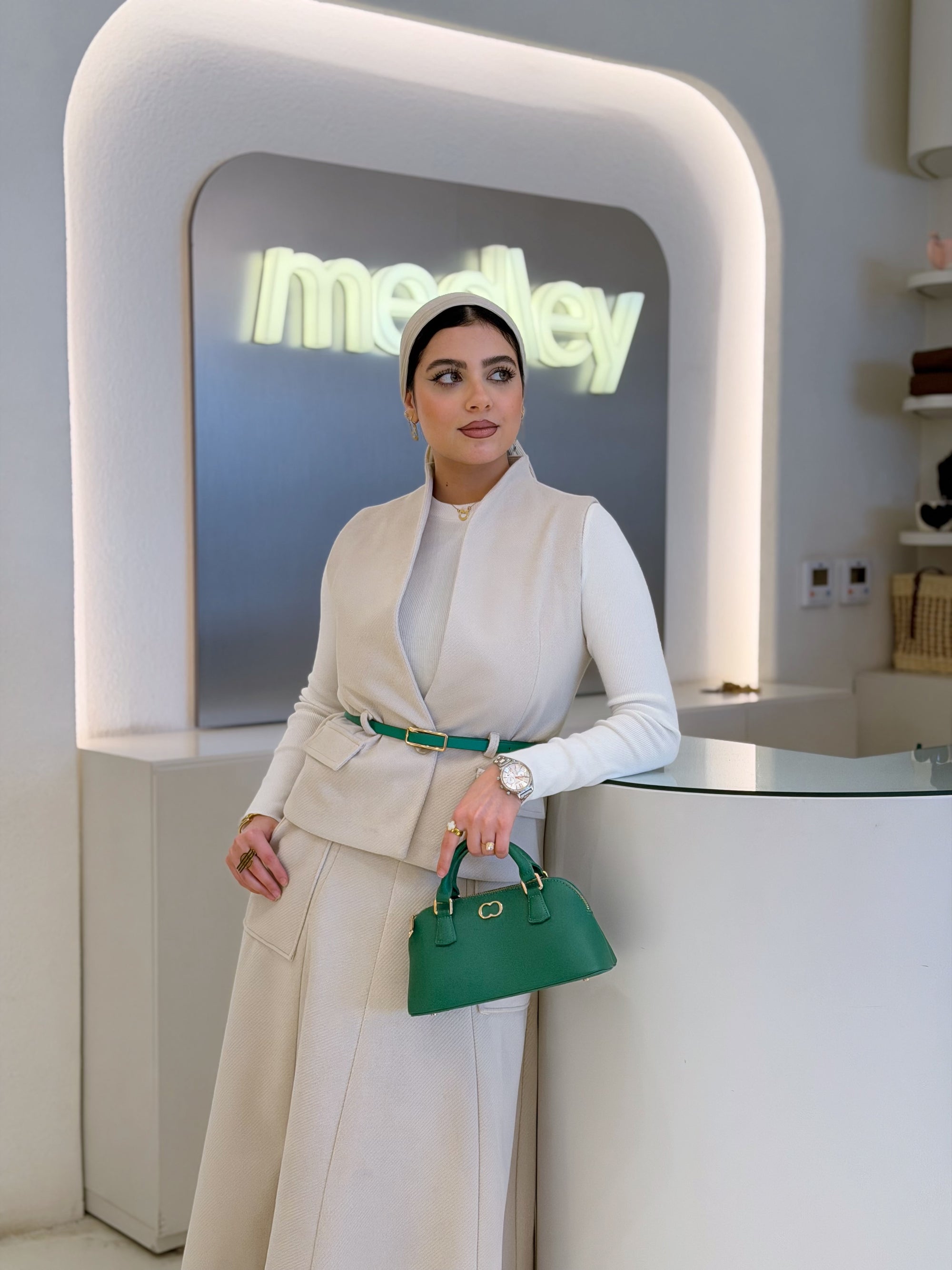 Full Wool Skirt Set With Belt