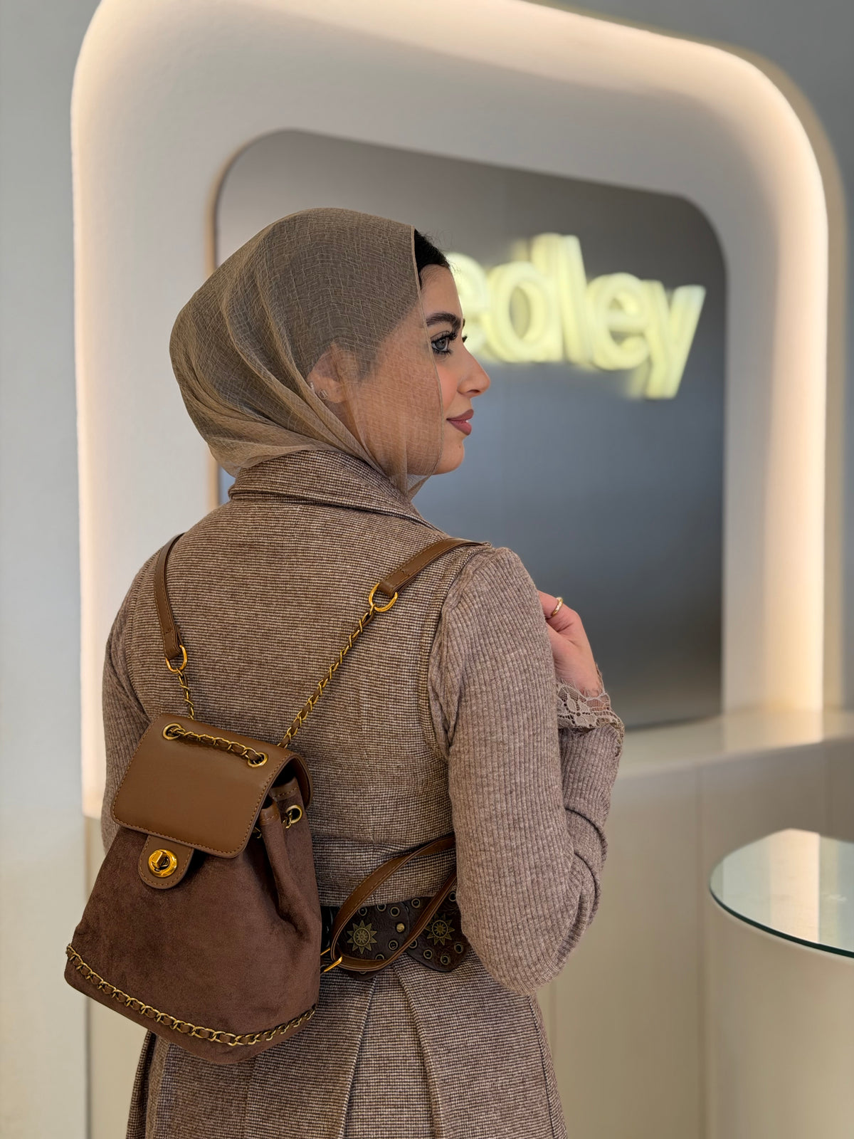 Madeleine backpack with gold chains by Medley Fashion, photo 2