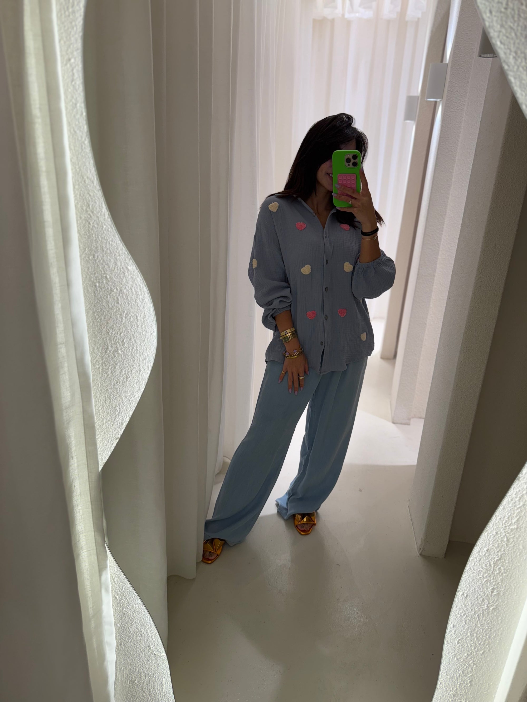 Heart embiodery blouse