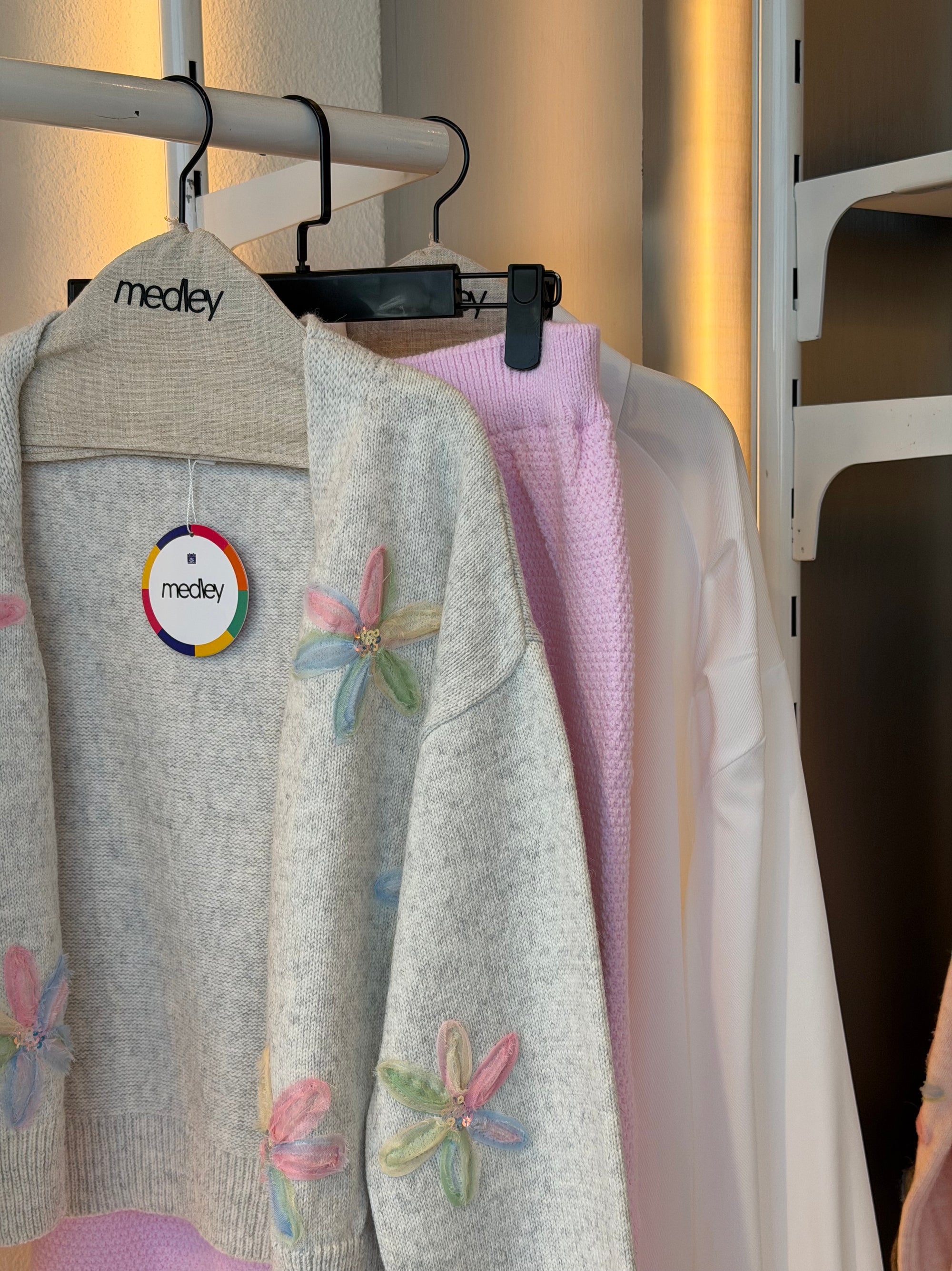 Floral Cardigan ( Greige )