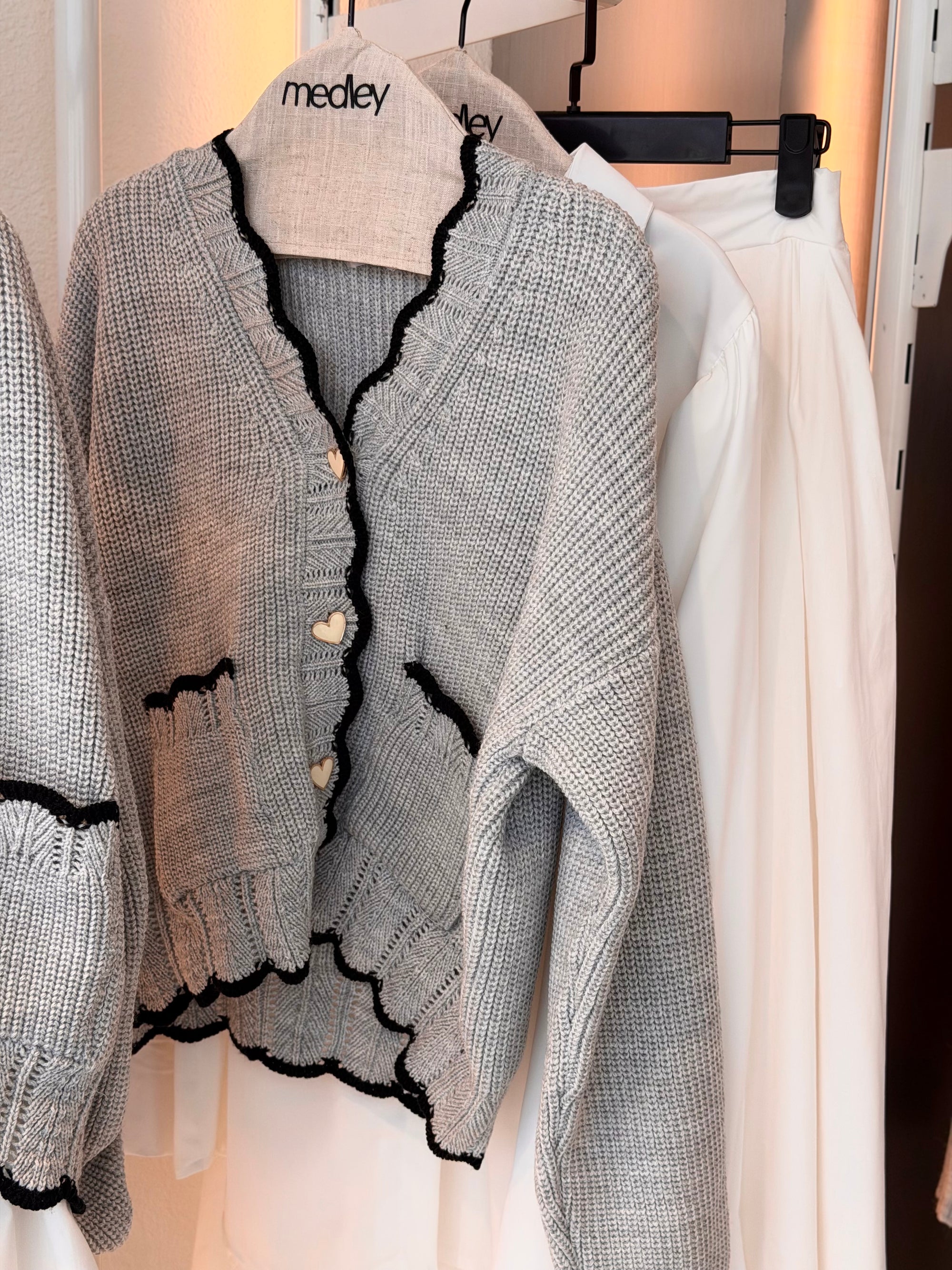 Hearts knit Cardigan ( Grey * Black )