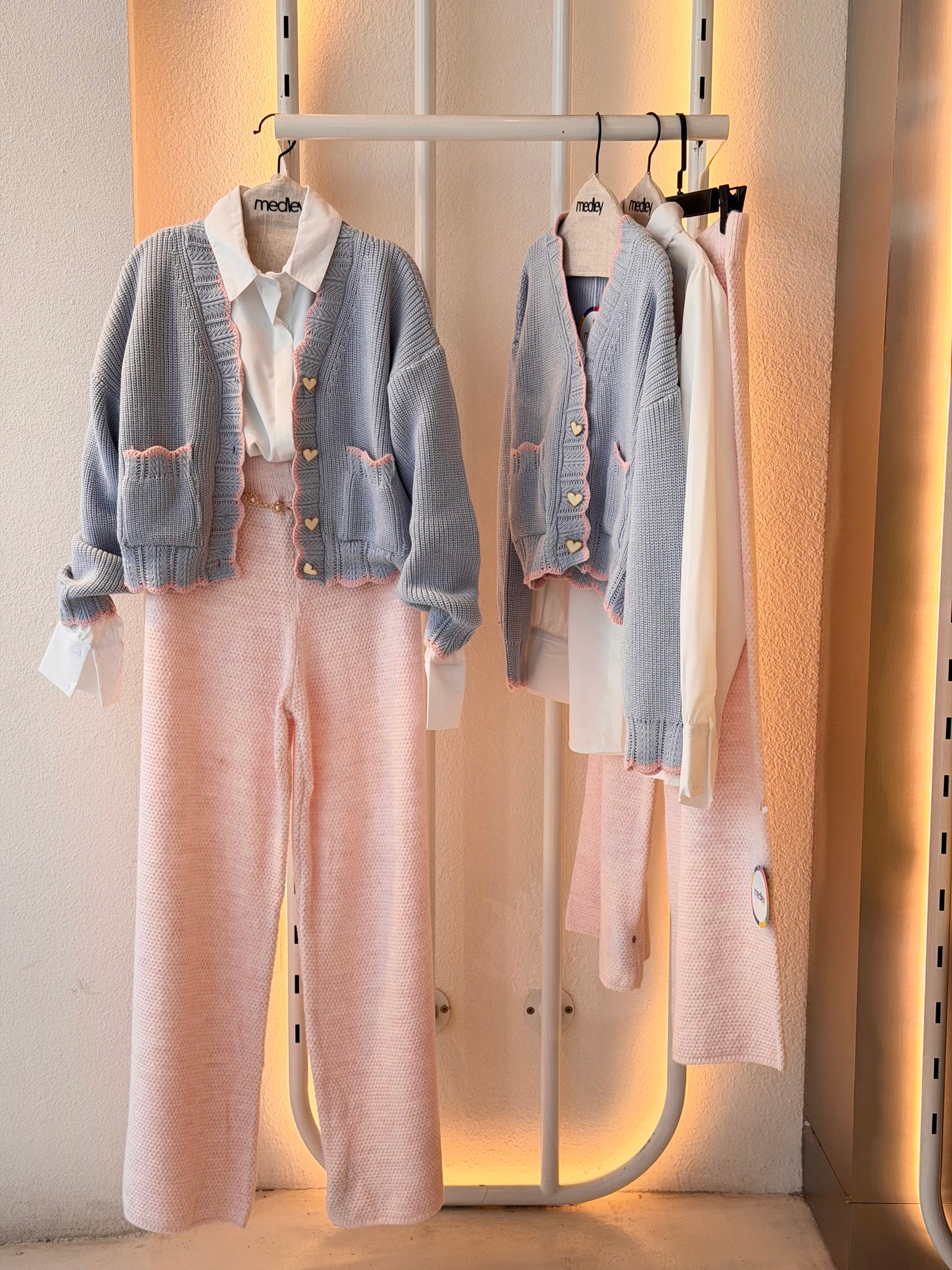 Hearts knit cardigan ( bb blue * pink )