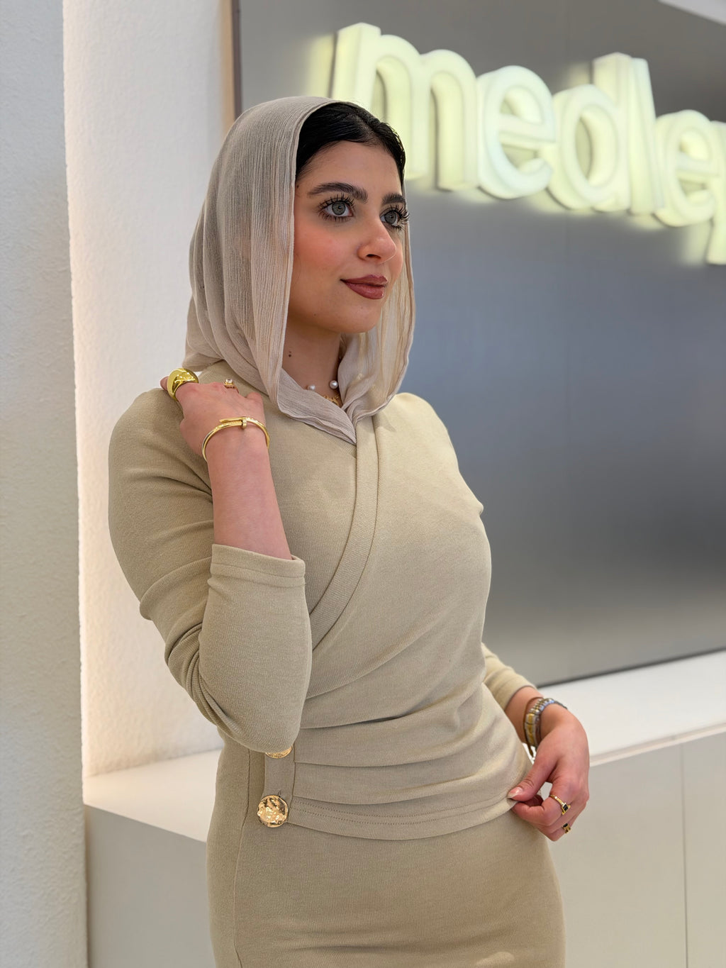 Golden buttons slim fit dress ( sage )