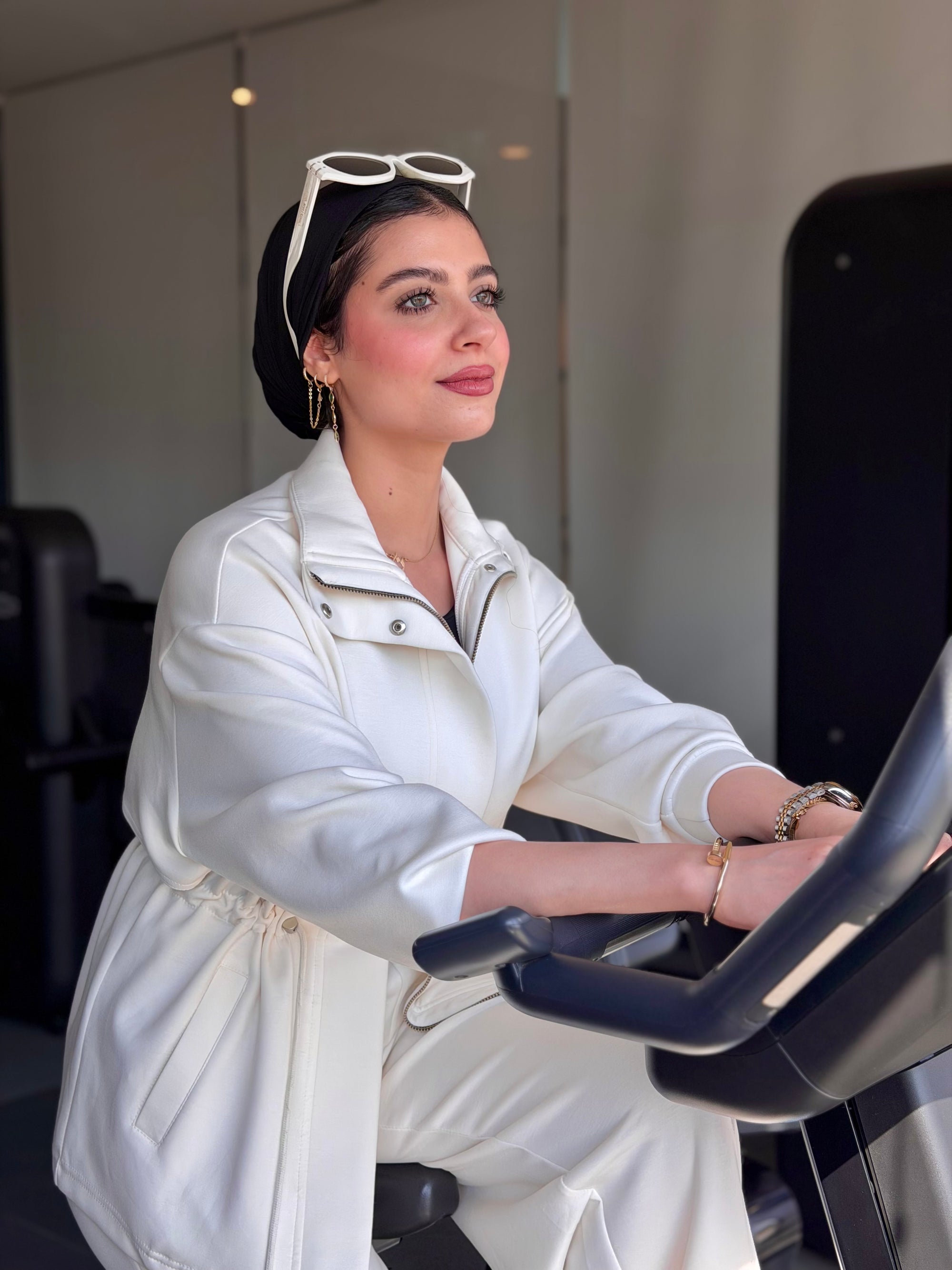 Oysho Set ( pearl white )