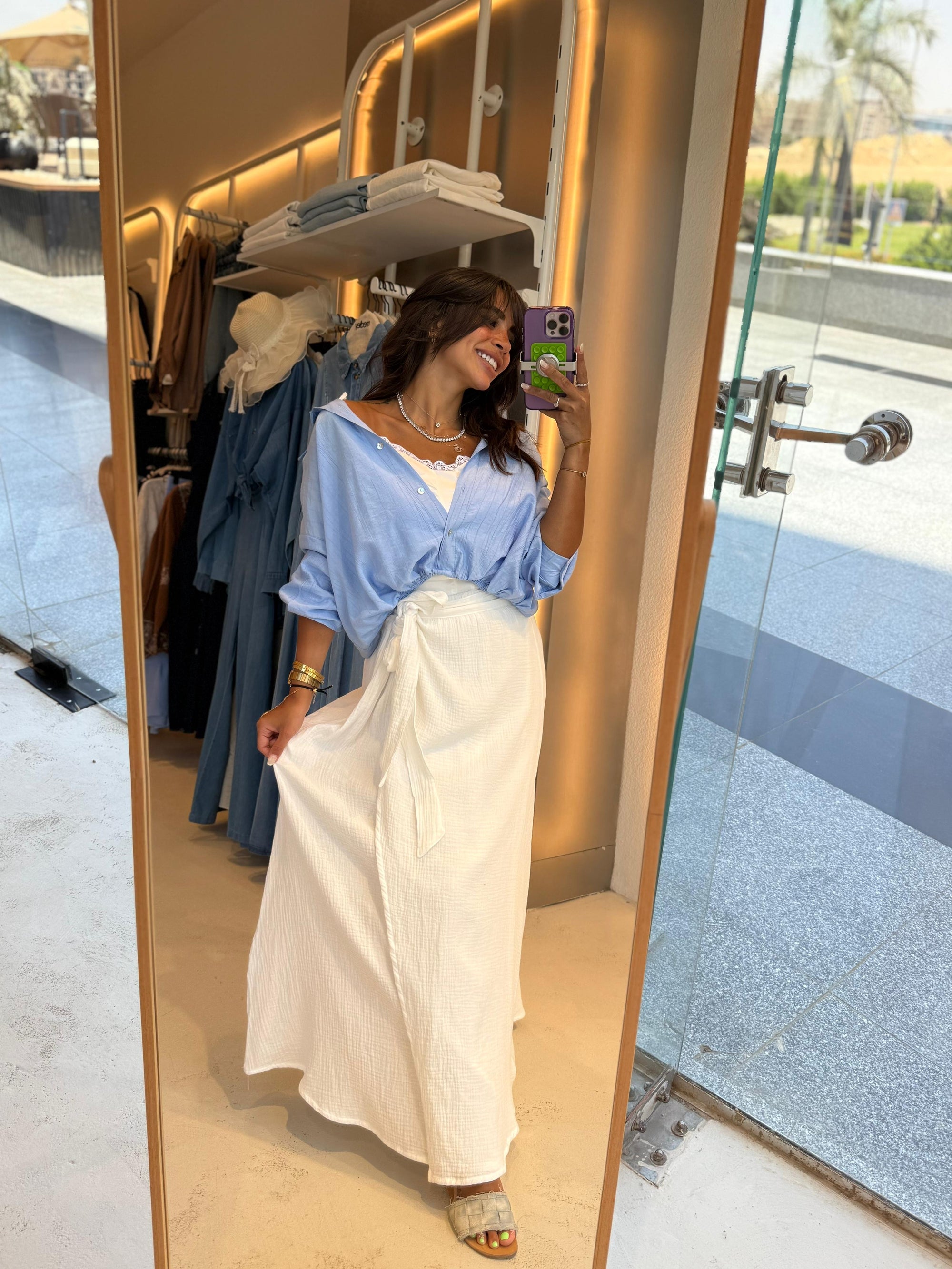 Blouse with white satin basic