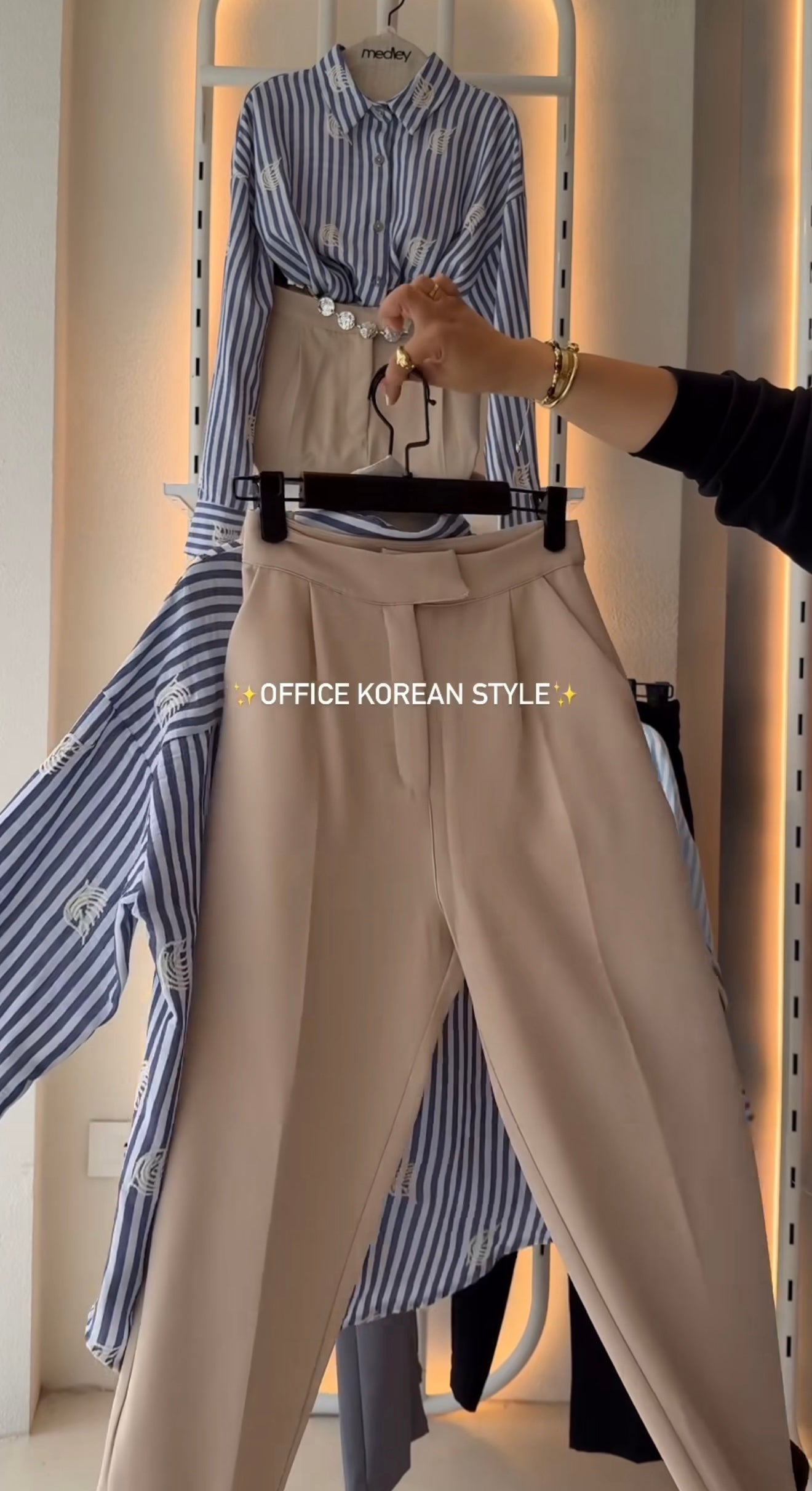 Beige classic pants