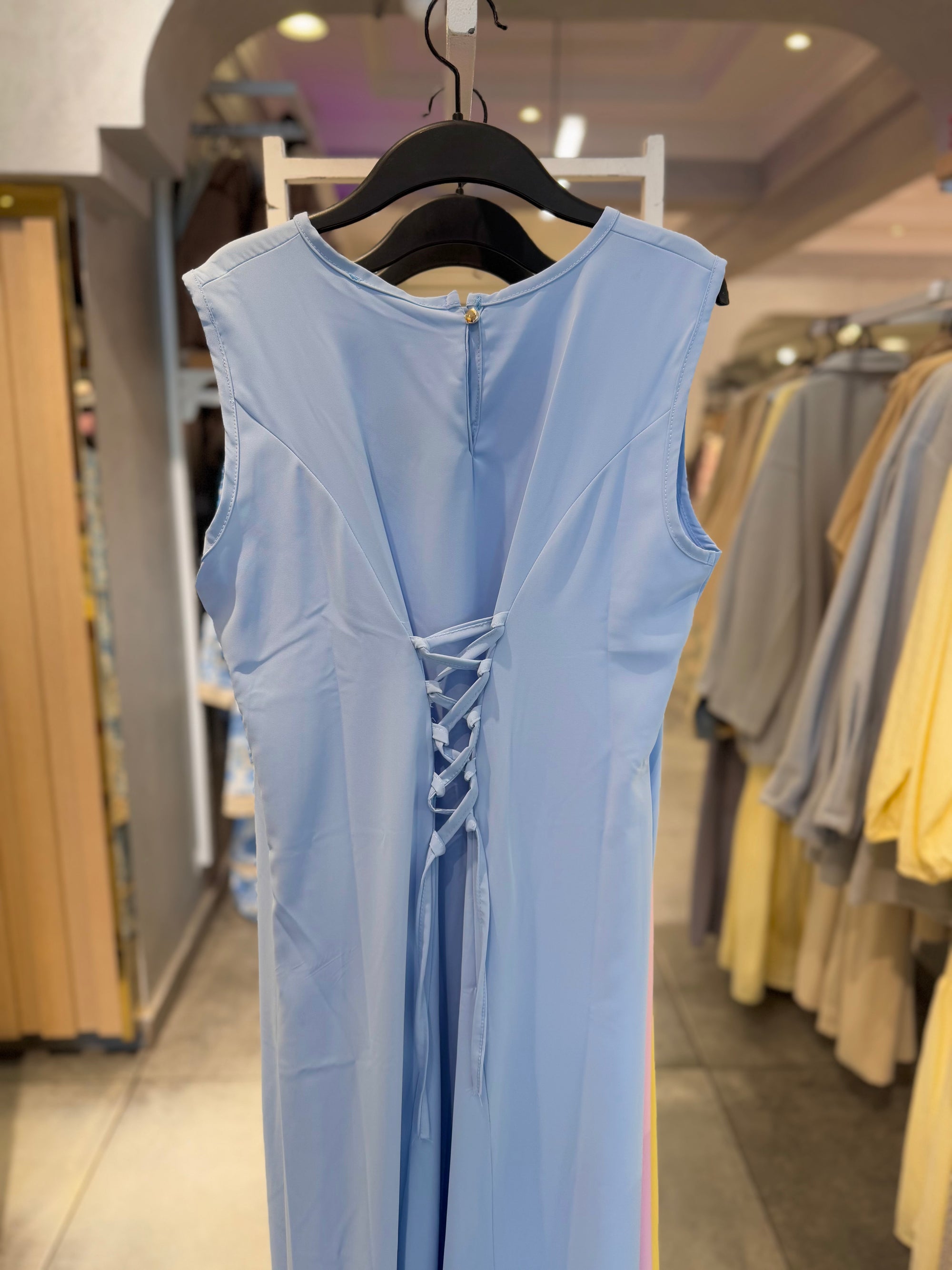 Basic sleeveless dress