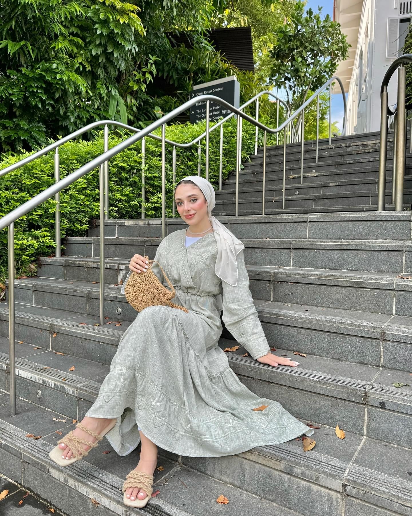 Embroidery dress