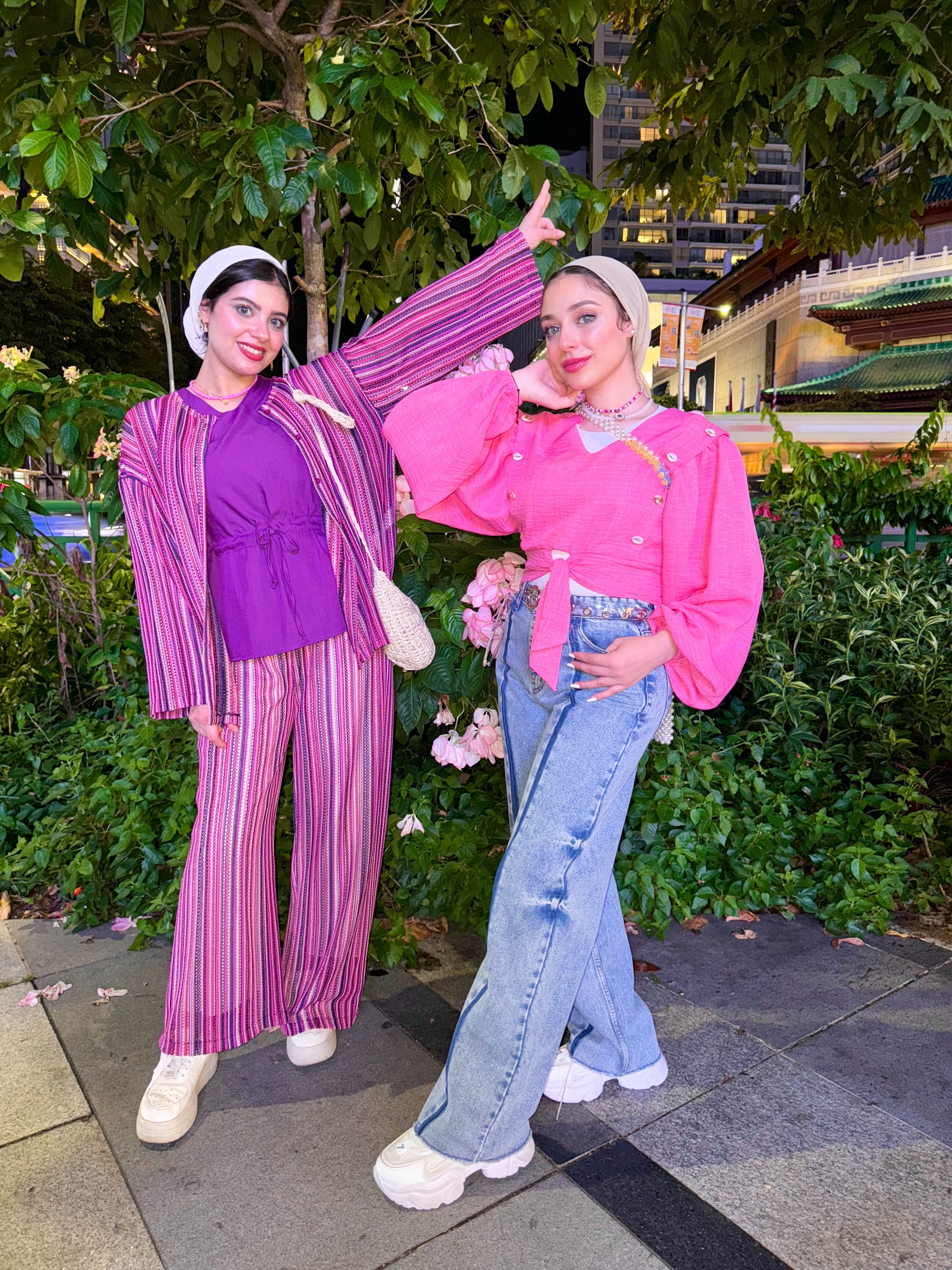 Wide leg pants